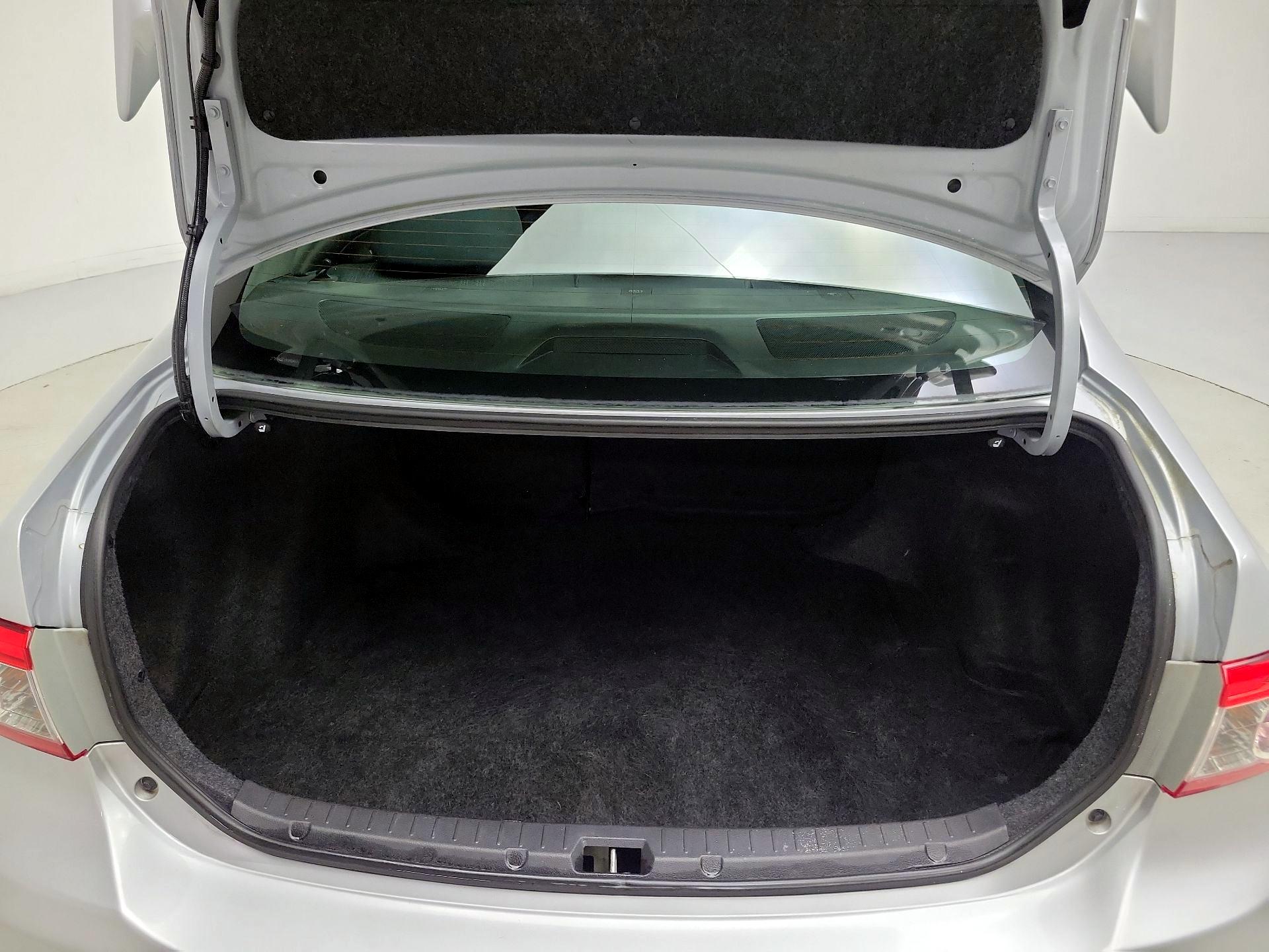 Thumbnail: 2013 Toyota Corolla - 19