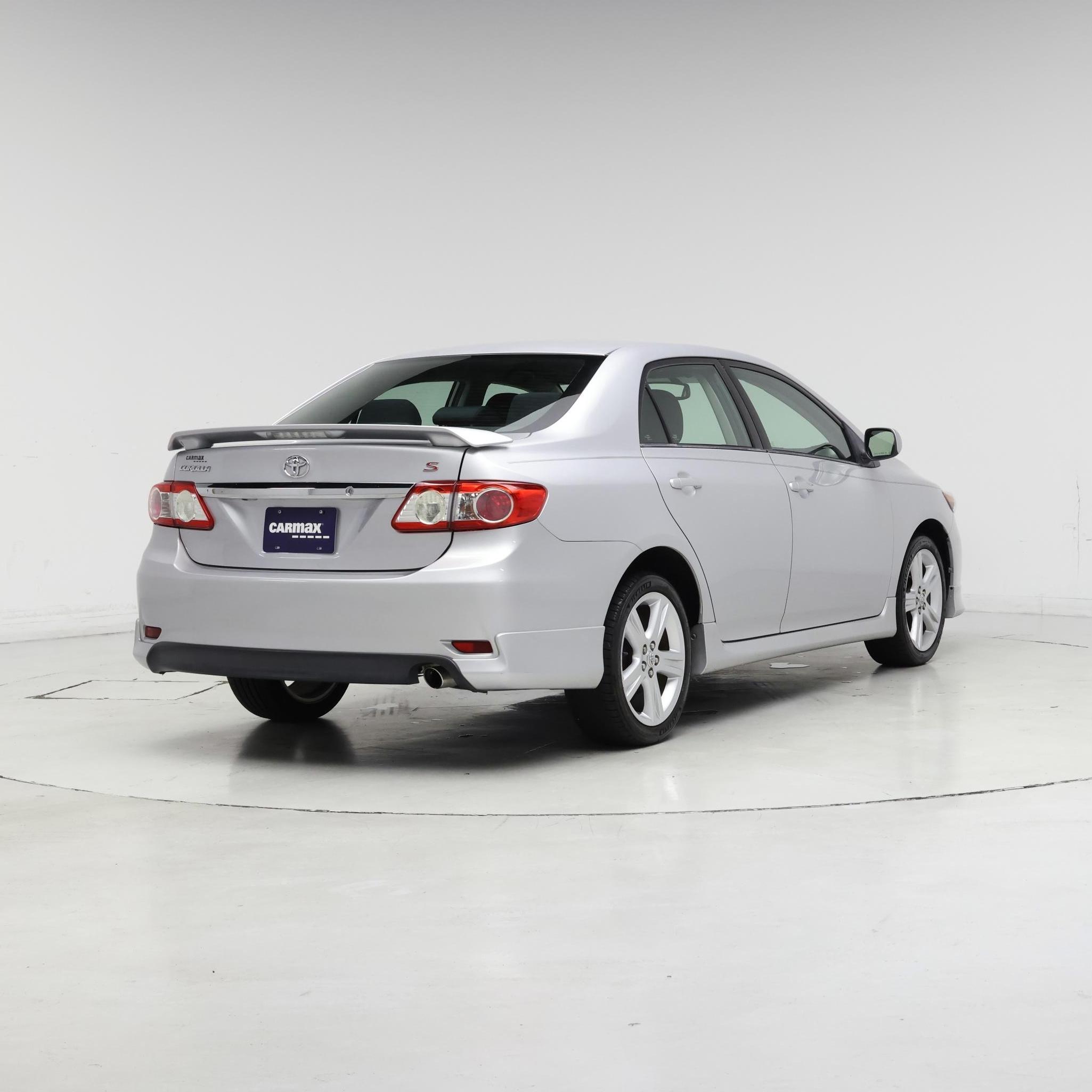Thumbnail: 2013 Toyota Corolla - 8