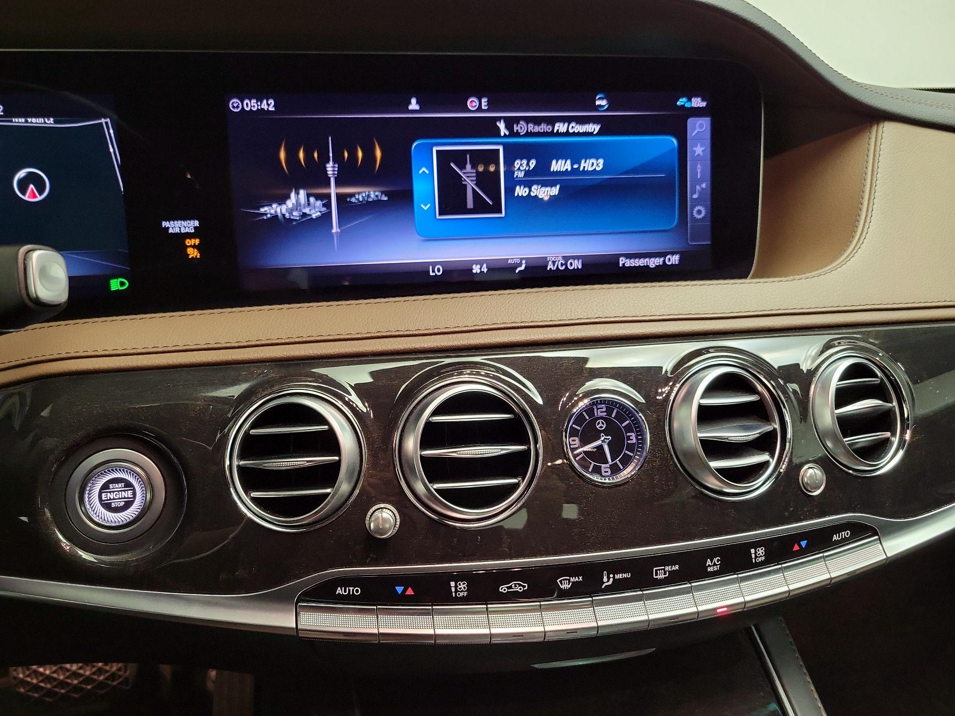 Thumbnail: 2019 Mercedes-Benz S-Class - 17