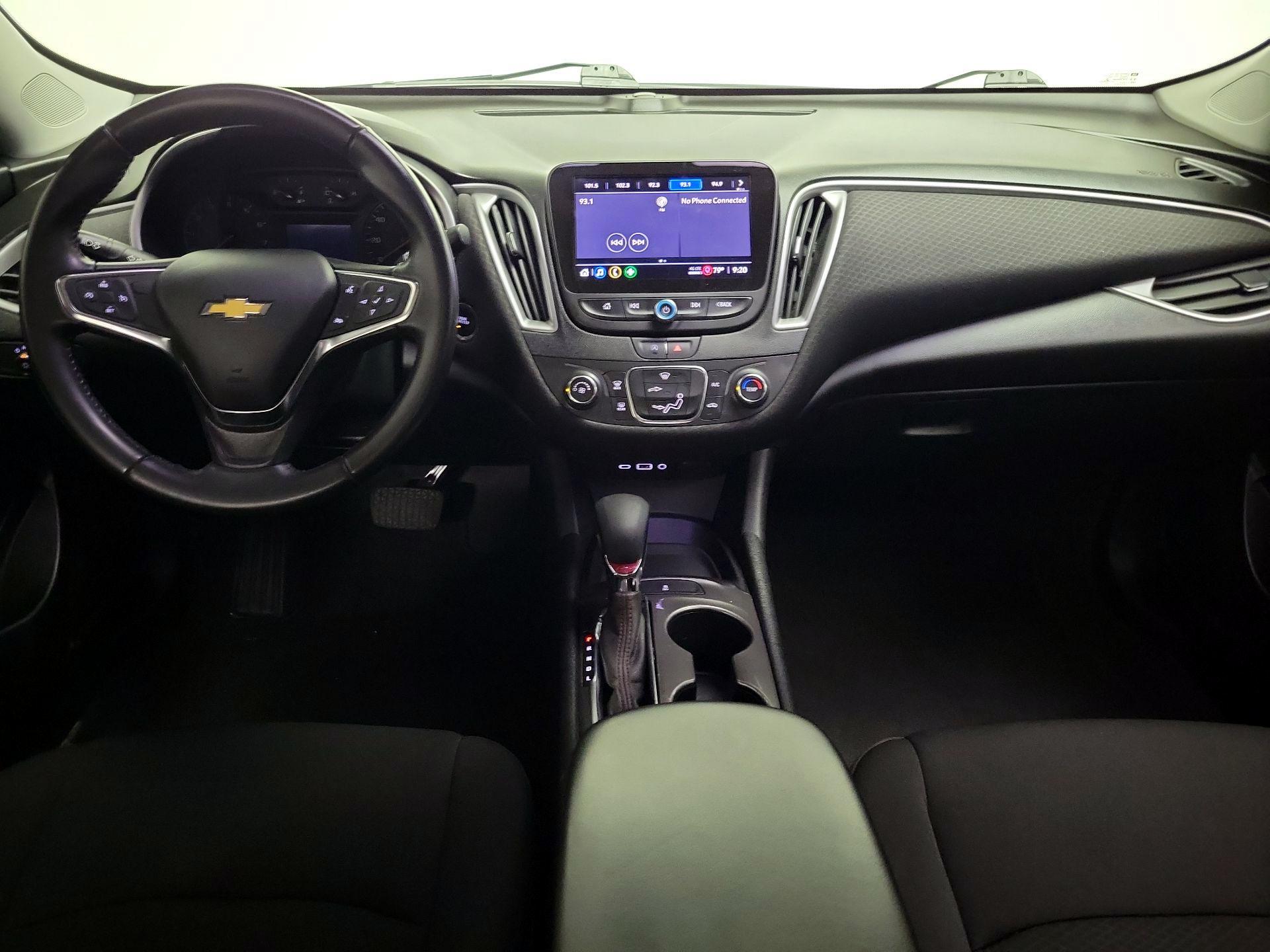 Thumbnail: 2021 Chevrolet Malibu - 9
