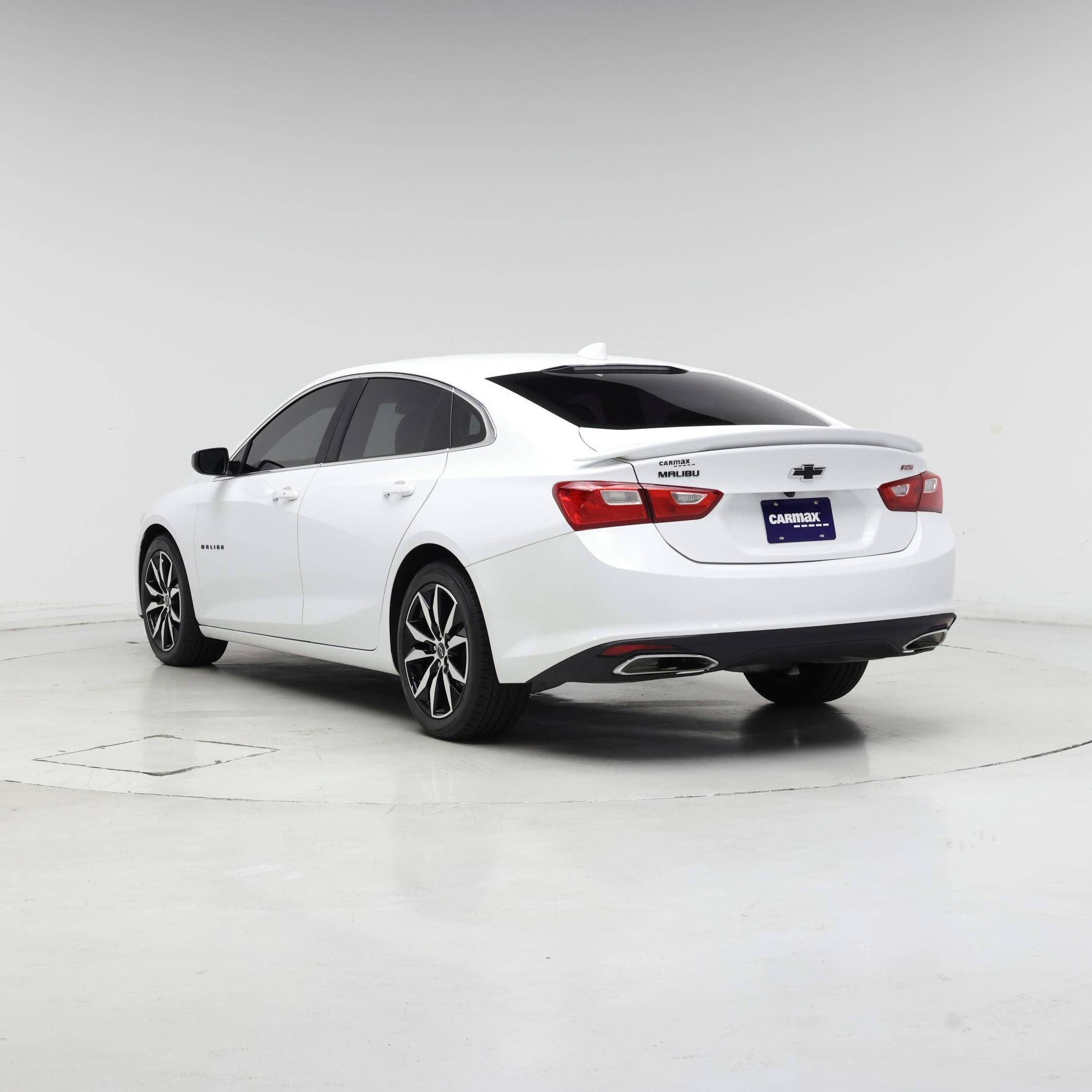 Thumbnail: 2021 Chevrolet Malibu - 2