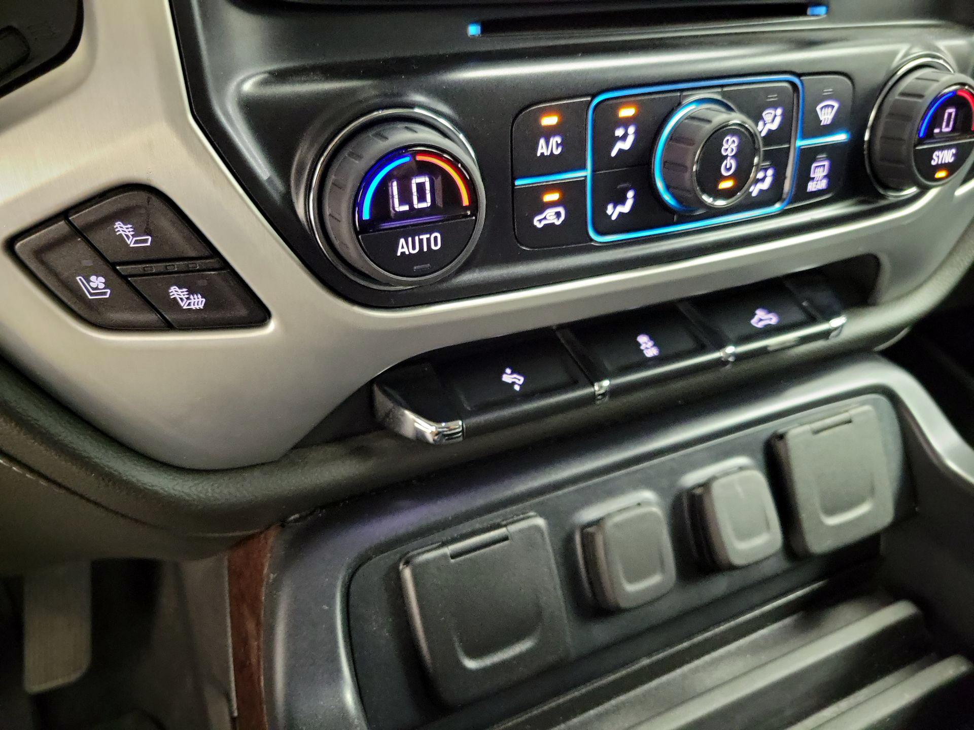 Thumbnail: 2018 GMC Sierra 1500 - 17