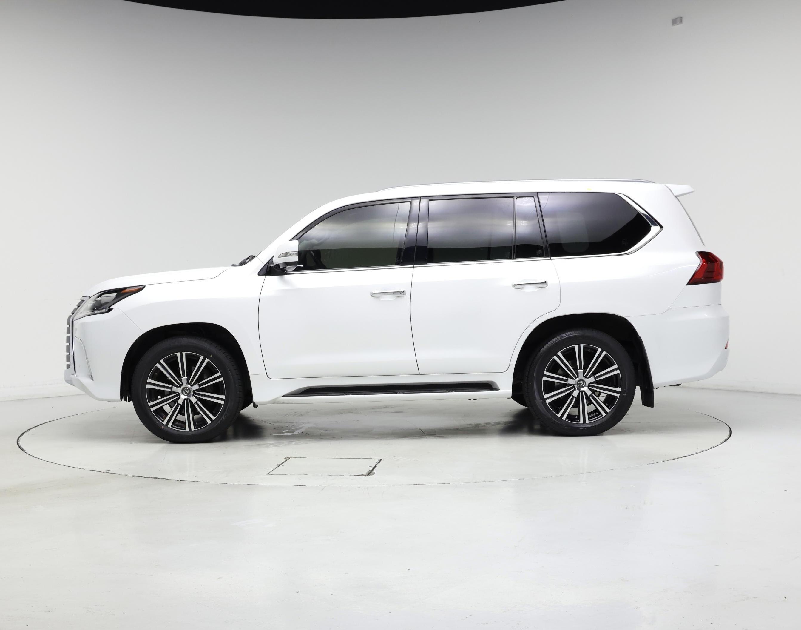 Thumbnail: 2021 Lexus LX - 3