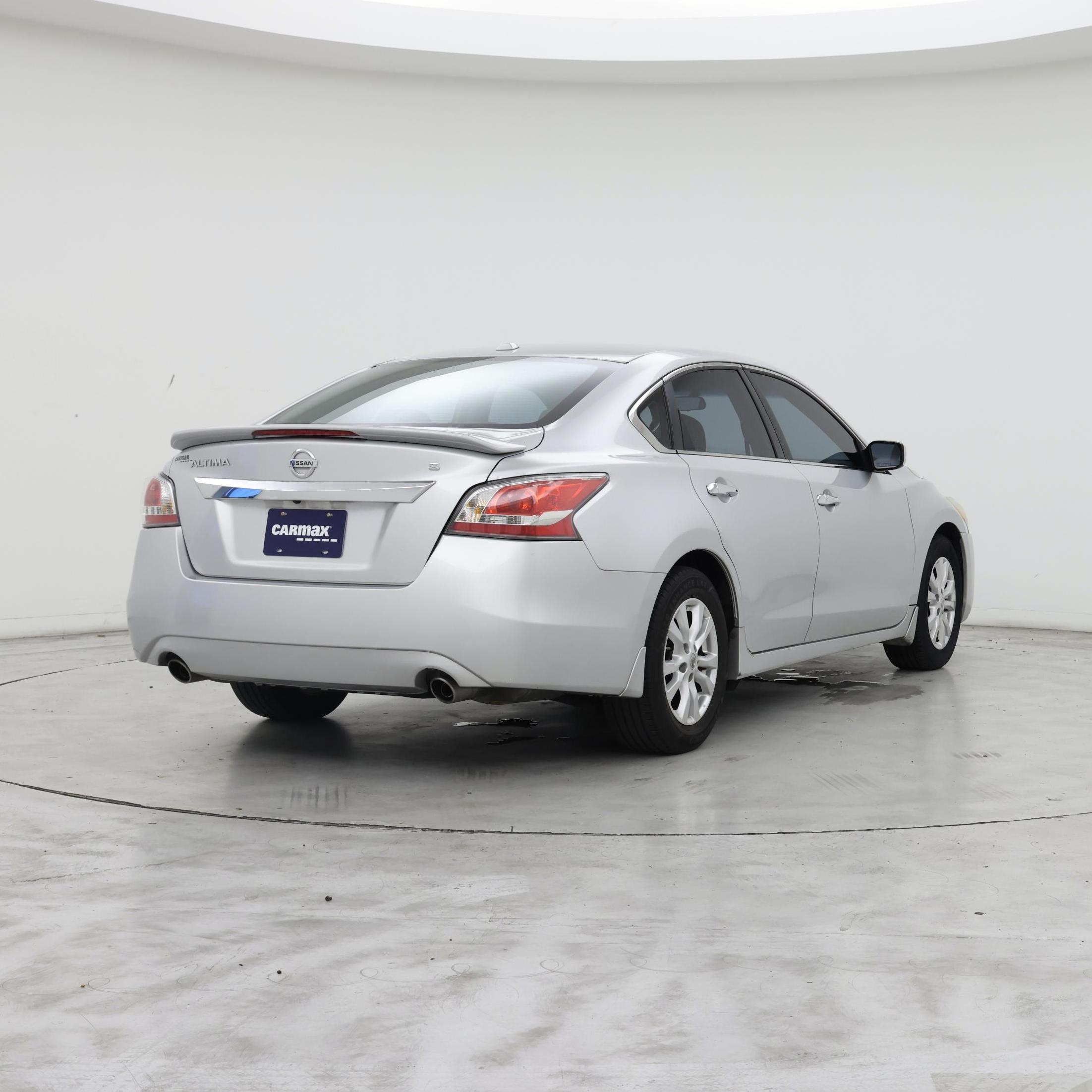 Thumbnail: 2015 Nissan Altima - 8