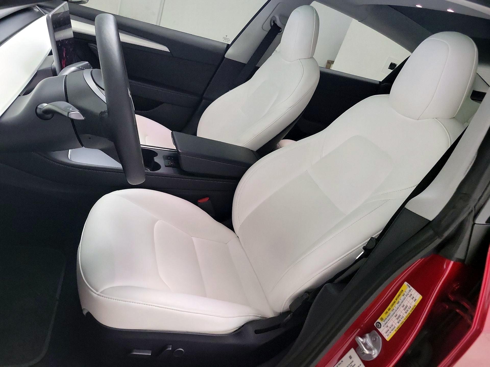 Thumbnail: 2021 Tesla Model 3 - 11