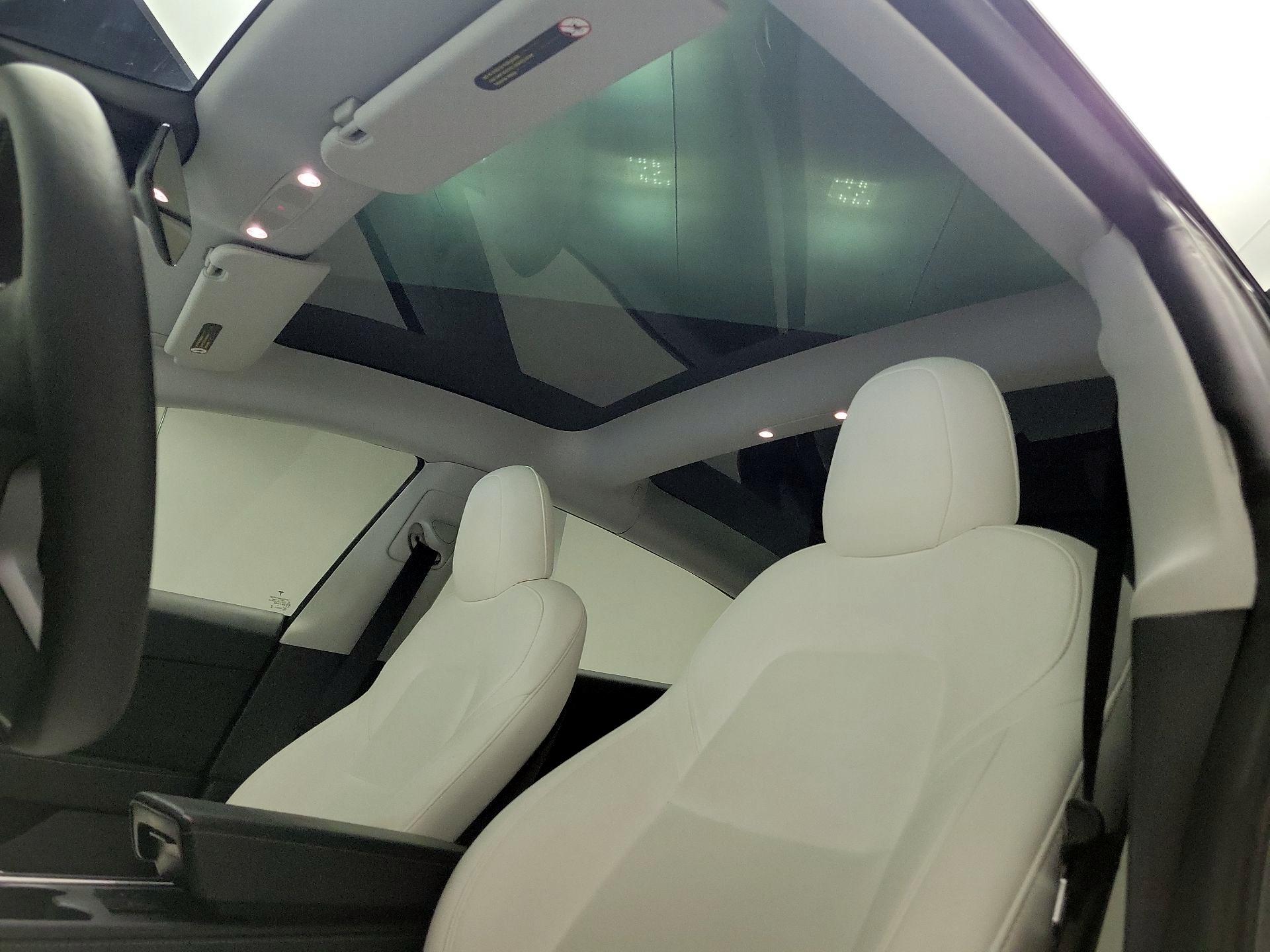 Thumbnail: 2021 Tesla Model 3 - 20