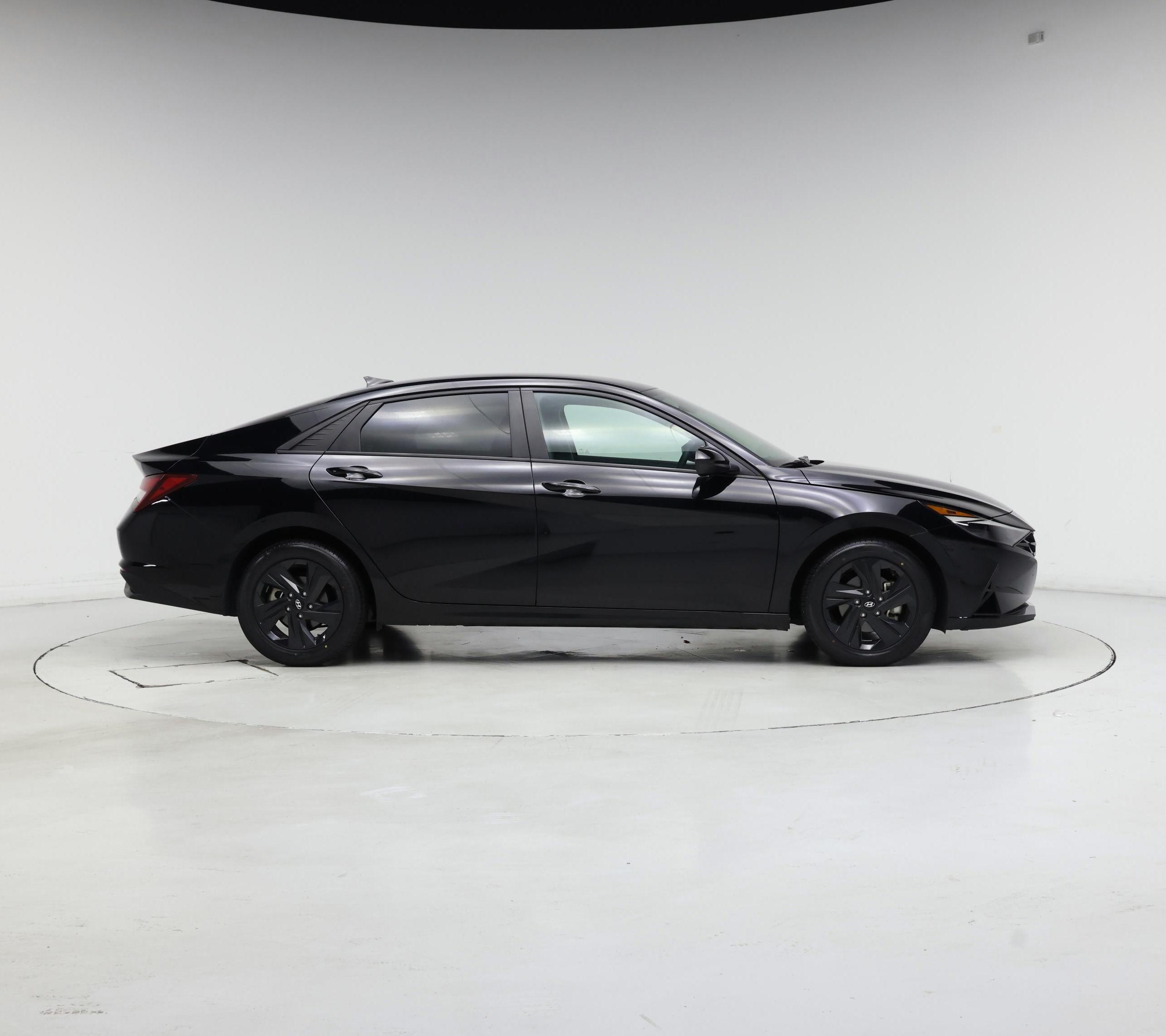Thumbnail: 2023 Hyundai Elantra - 7