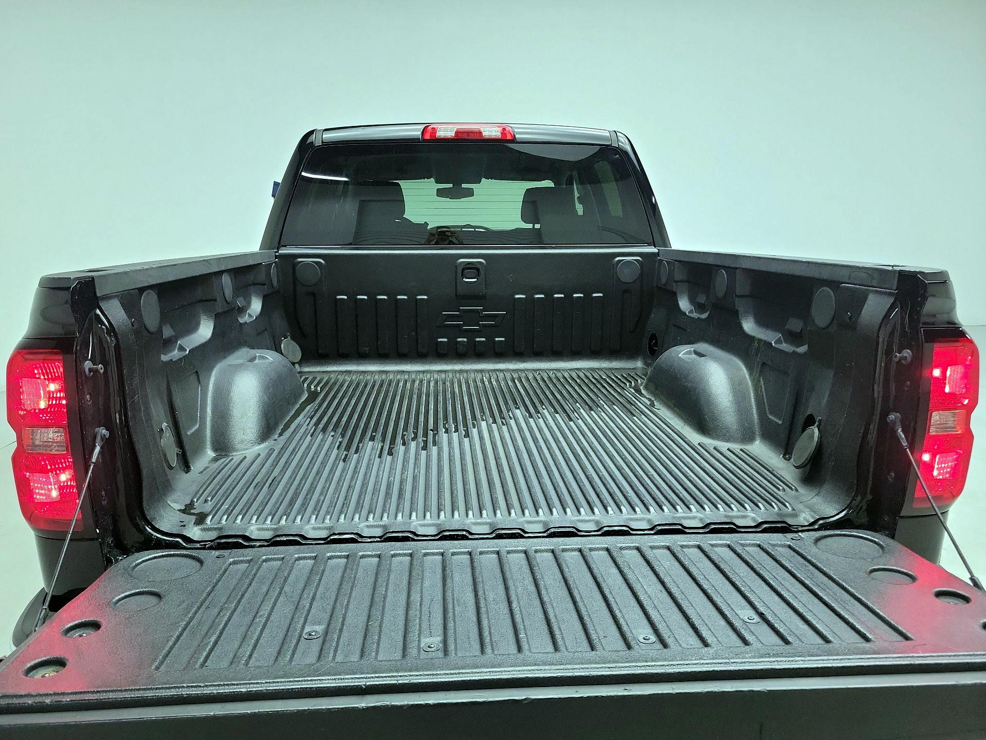Thumbnail: 2018 Chevrolet Silverado 1500 - 20