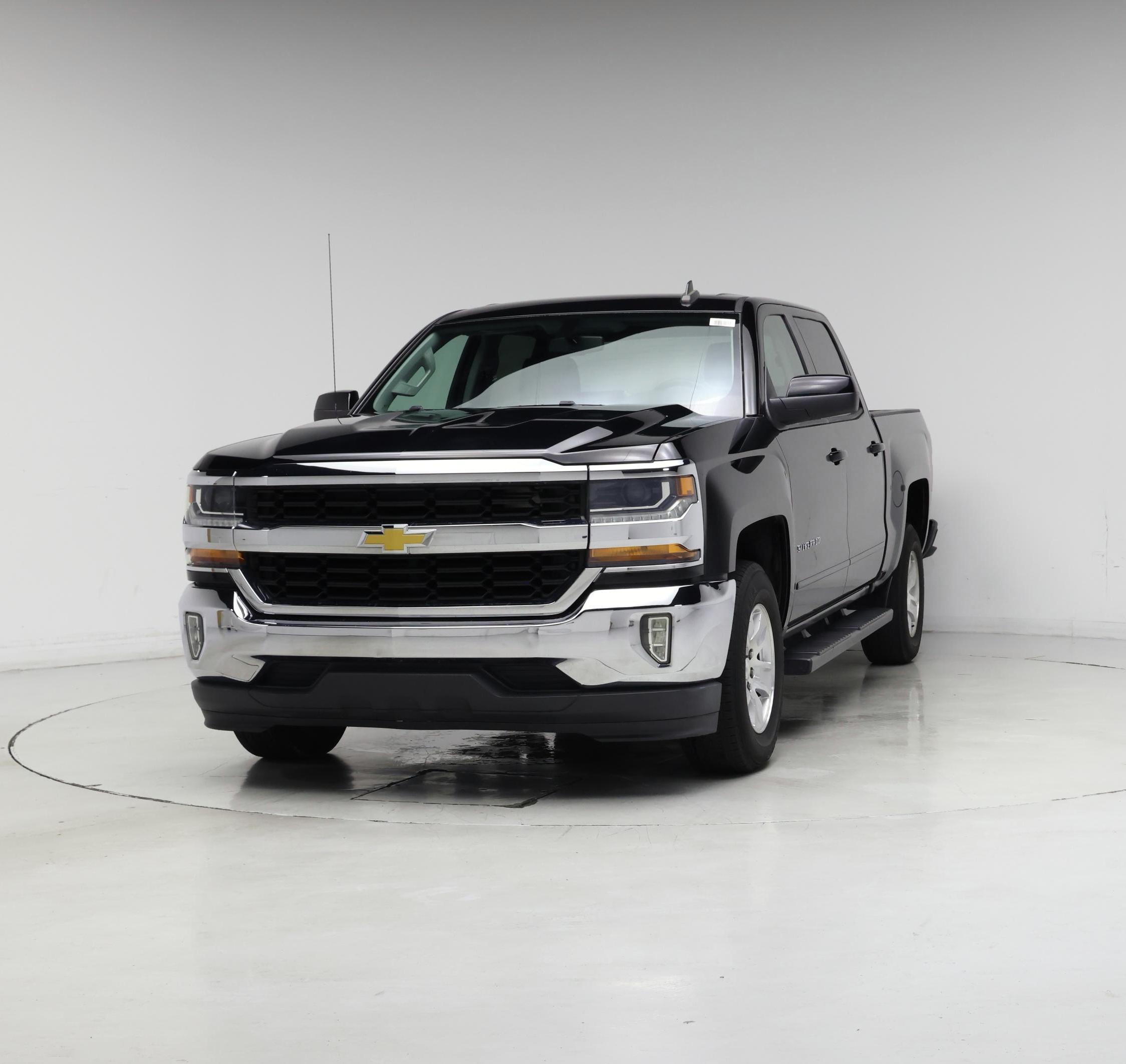Thumbnail: 2018 Chevrolet Silverado 1500 - 4