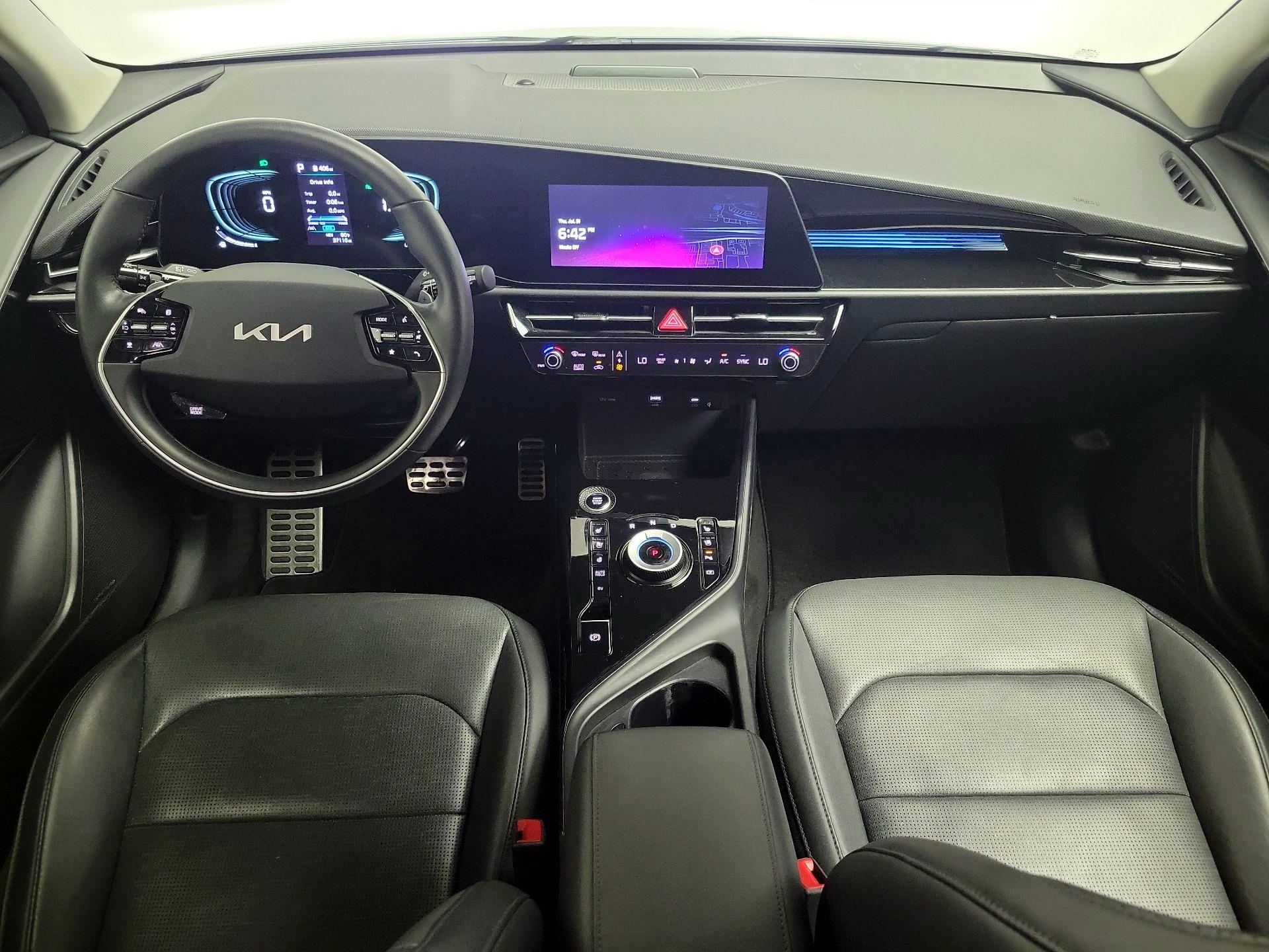 Thumbnail: 2023 Kia Niro - 9