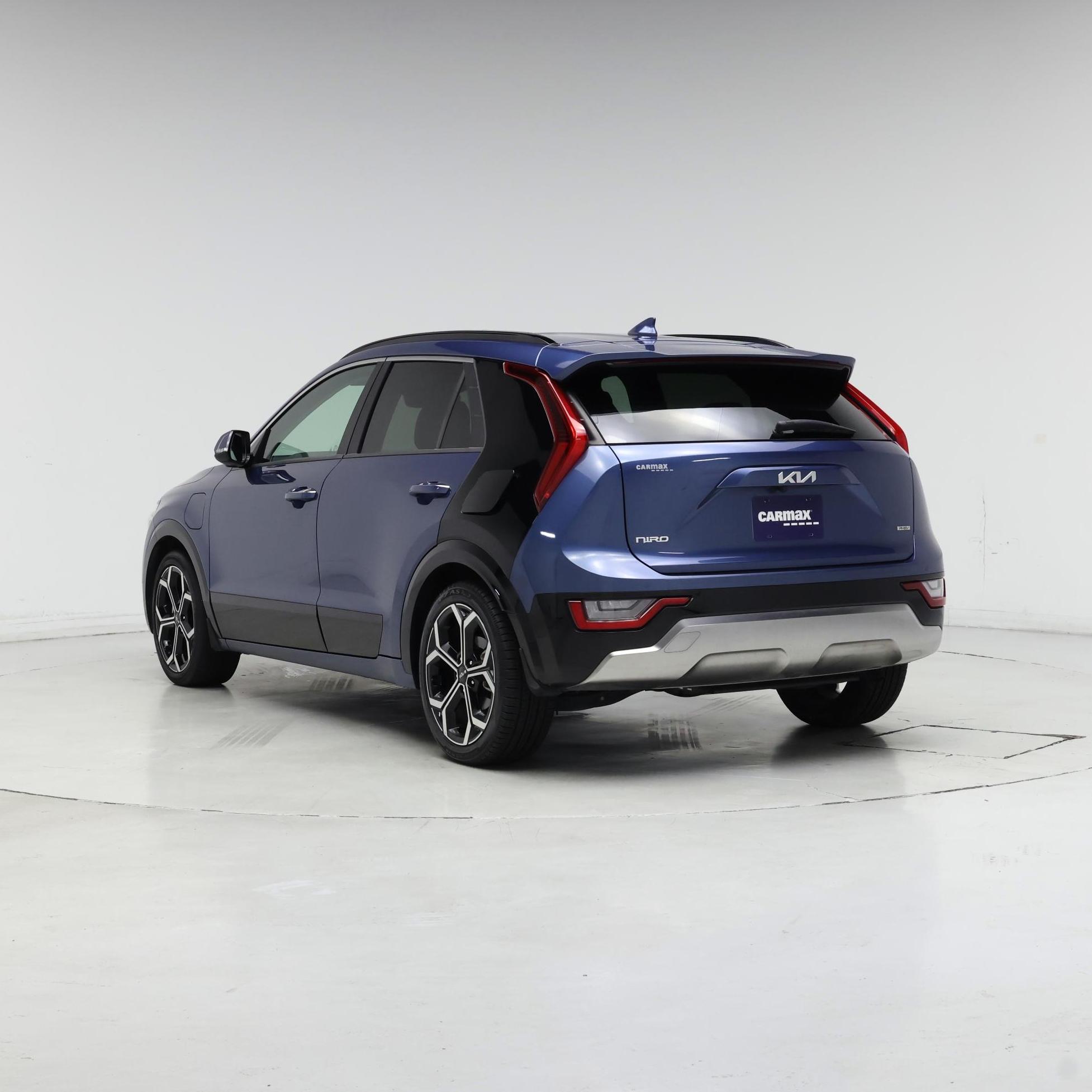 Thumbnail: 2023 Kia Niro - 2