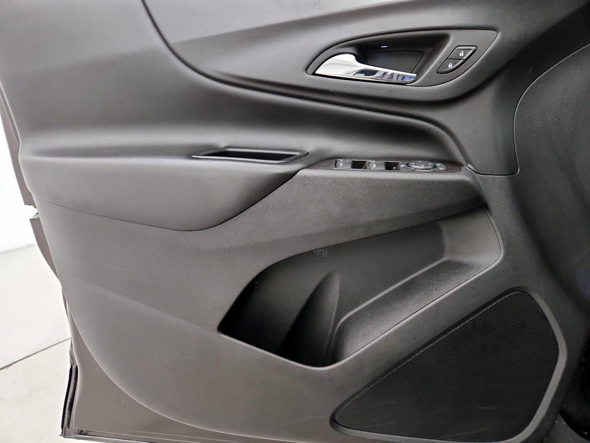 Thumbnail: 2020 Chevrolet Equinox - 12
