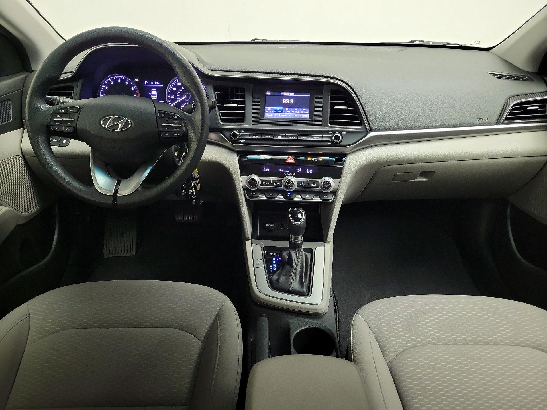 Thumbnail: 2020 Hyundai Elantra - 9