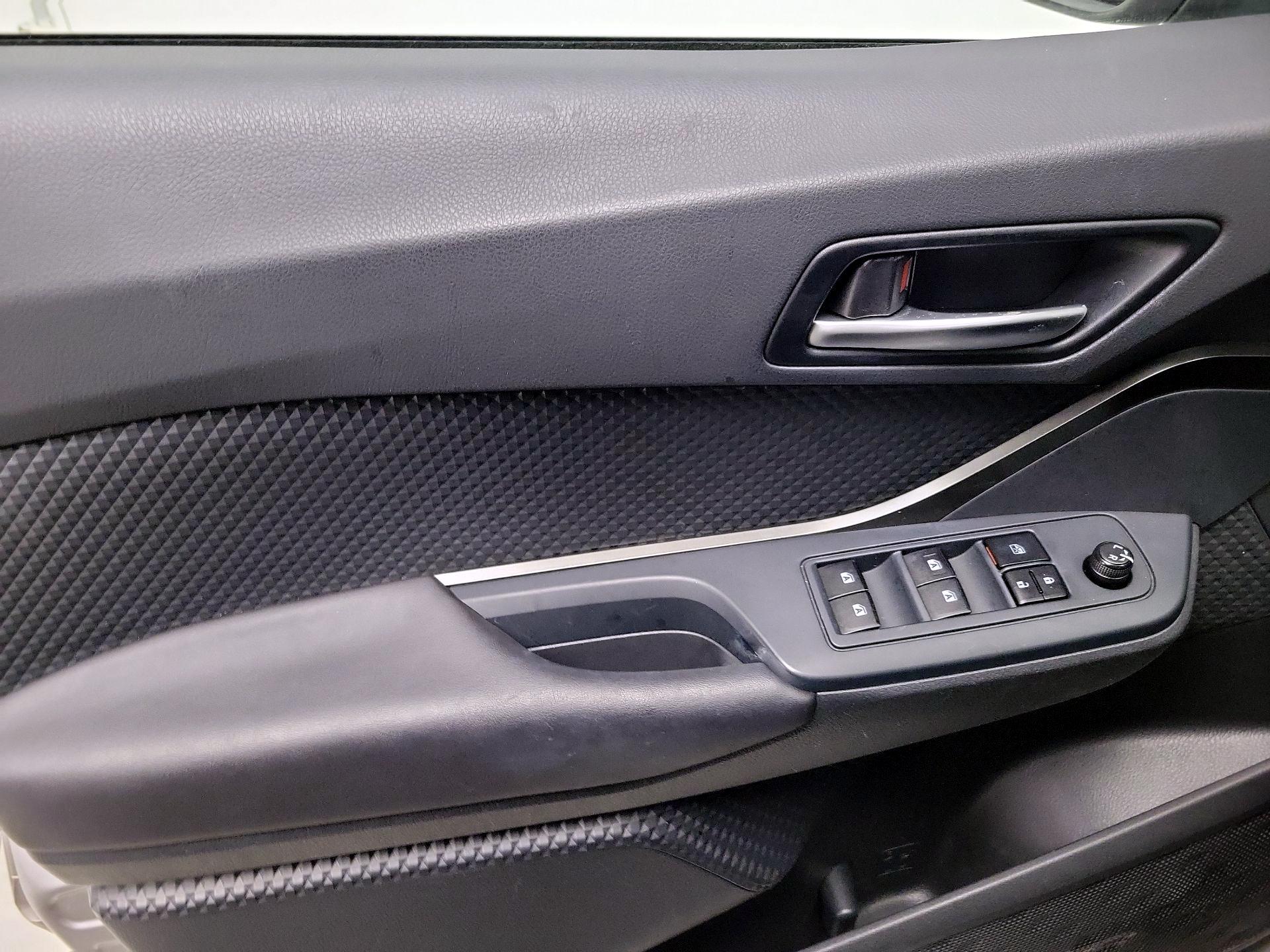 Thumbnail: 2019 Toyota C-HR - 12