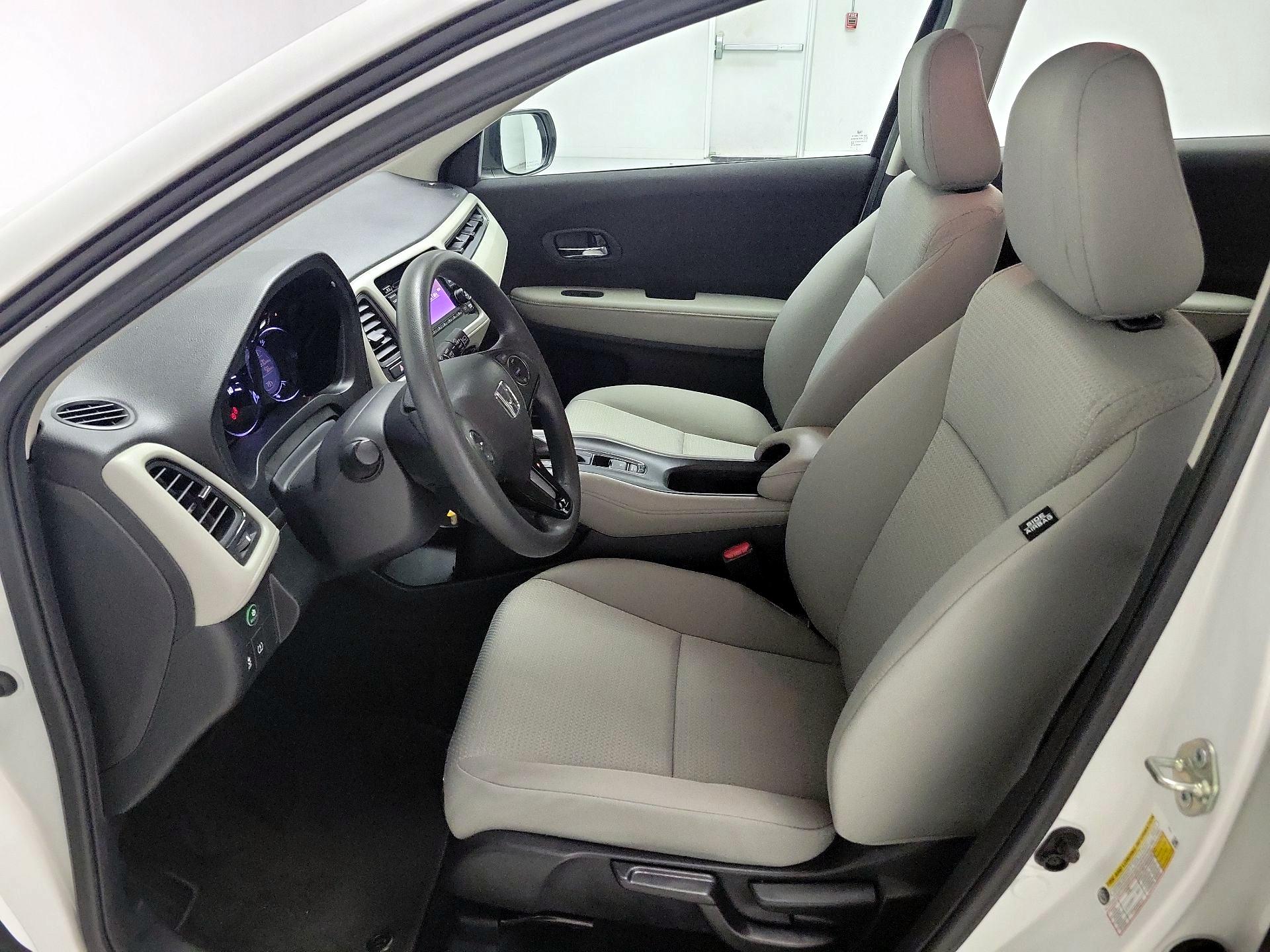 Thumbnail: 2020 Honda HR-V - 11