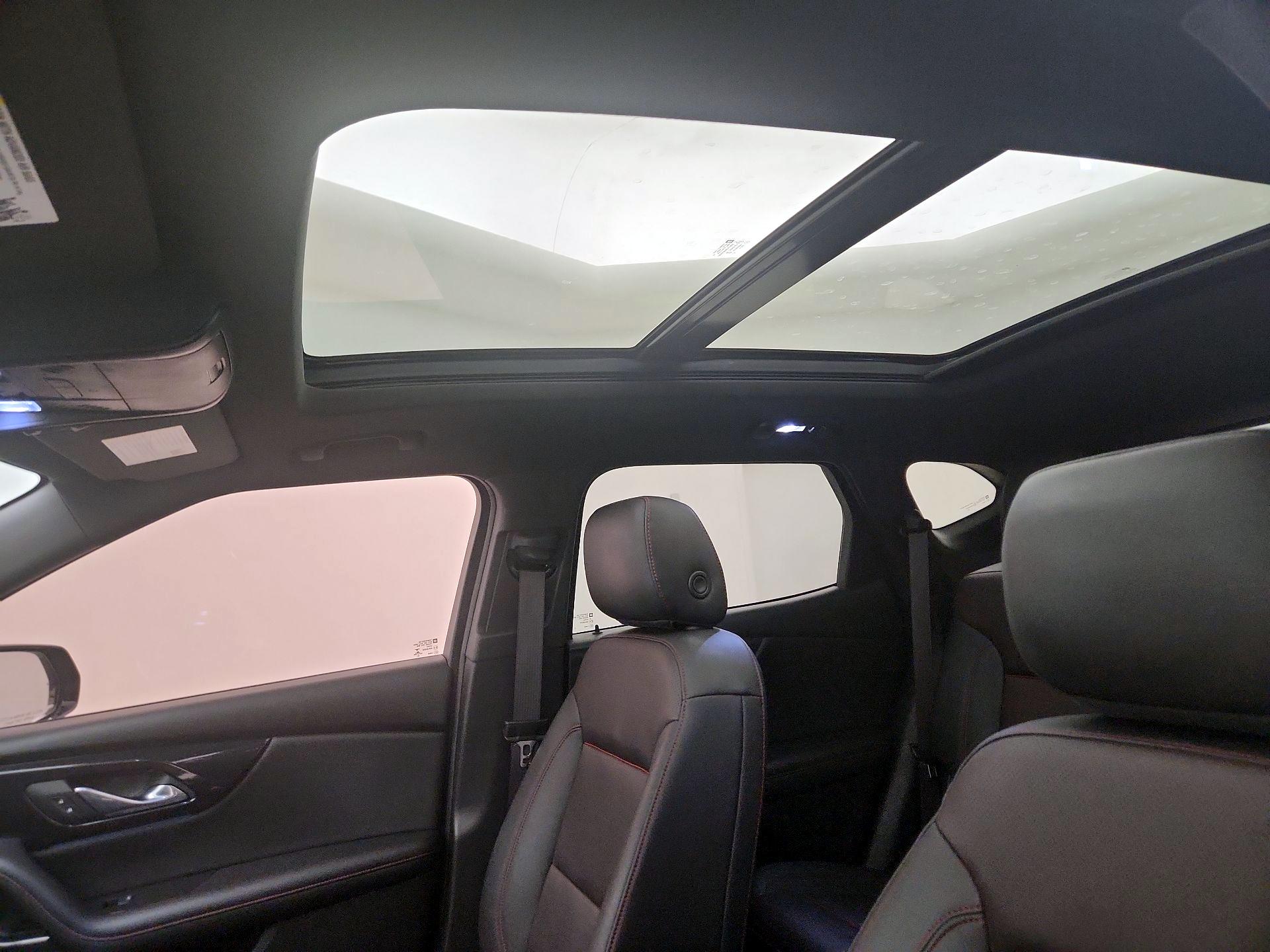 Thumbnail: 2021 Chevrolet Blazer - 19