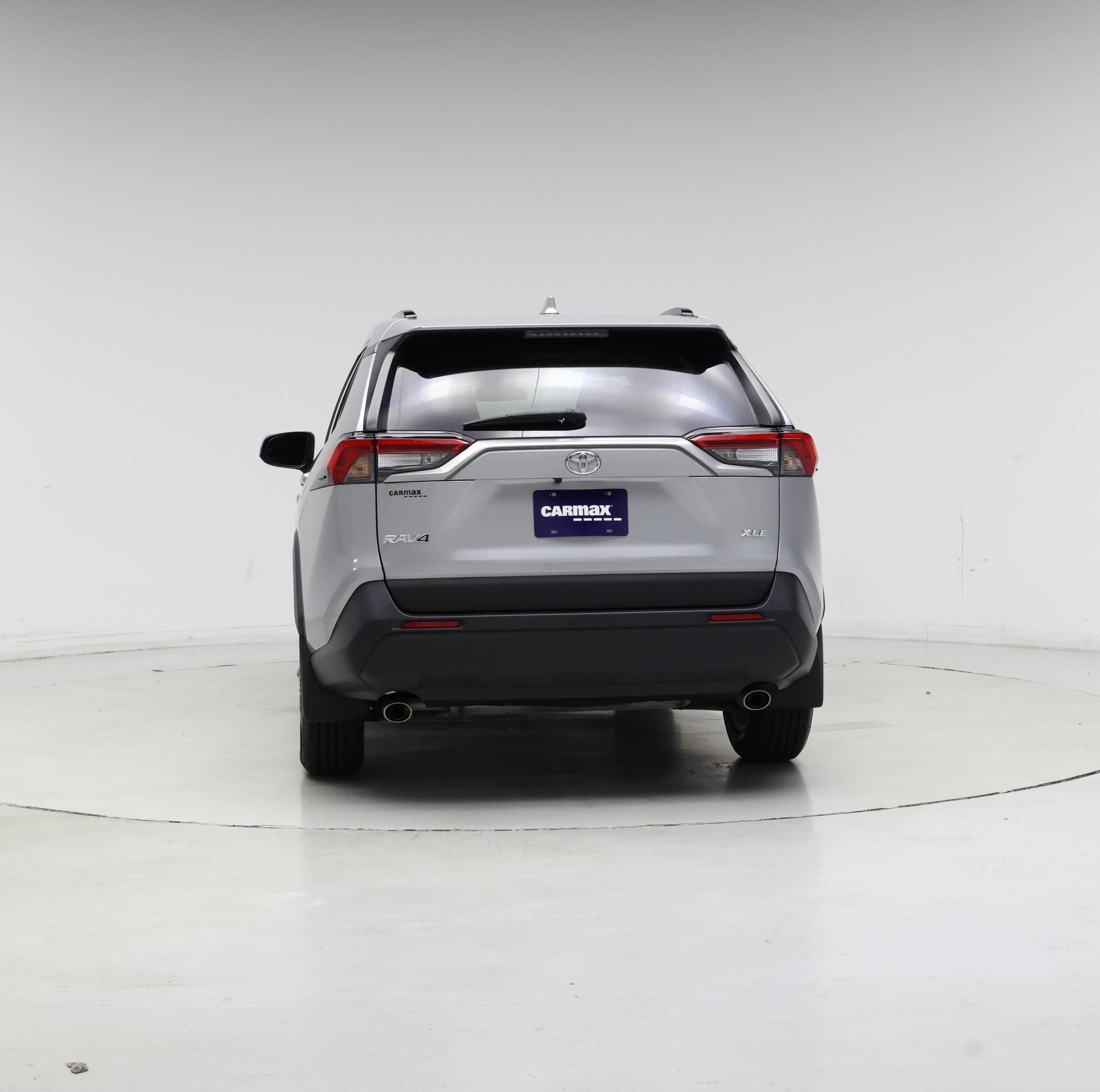 Thumbnail: 2021 Toyota RAV4 - 6