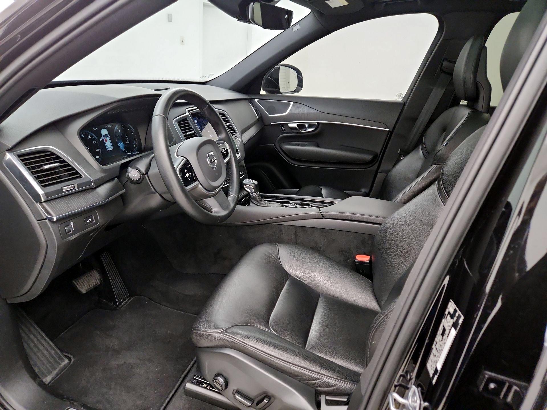 Thumbnail: 2020 Volvo XC90 - 11