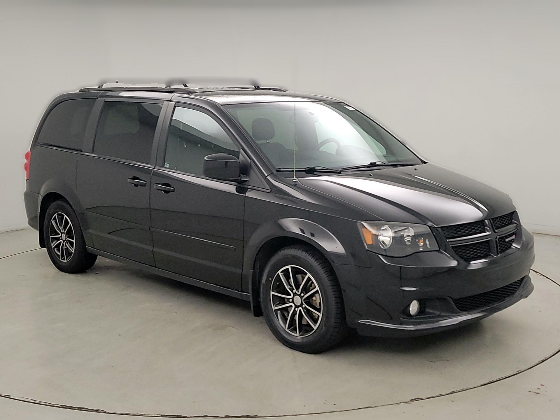 Thumbnail: 2015 Dodge Grand Caravan - 1