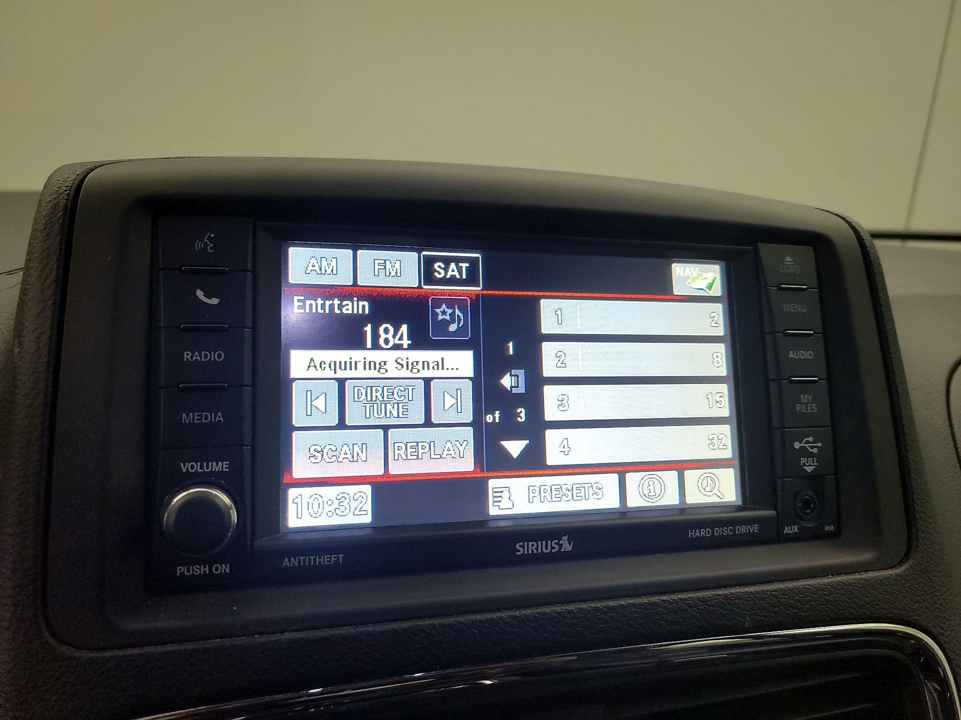 Thumbnail: 2015 Dodge Grand Caravan - 13