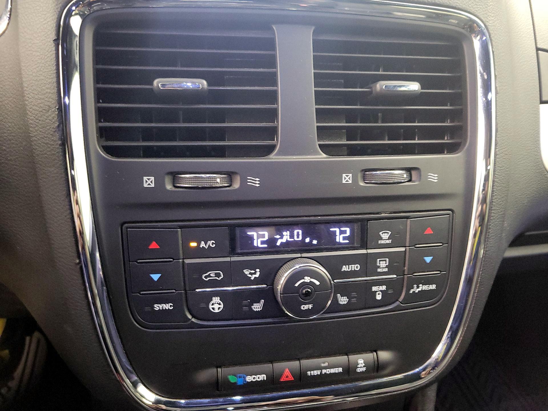 Thumbnail: 2015 Dodge Grand Caravan - 14