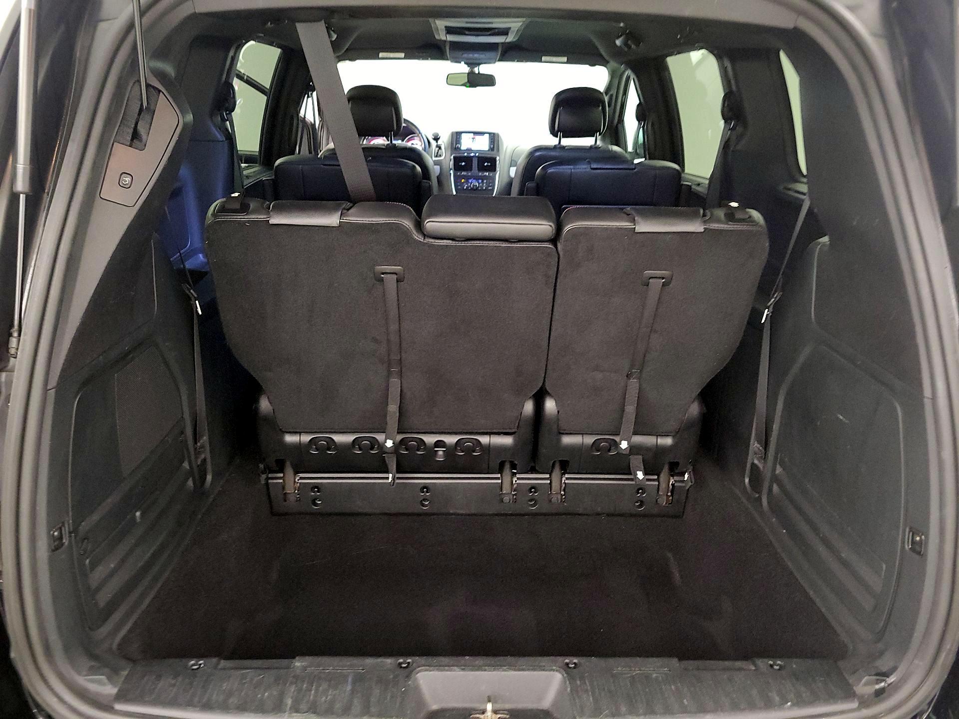 Thumbnail: 2015 Dodge Grand Caravan - 19