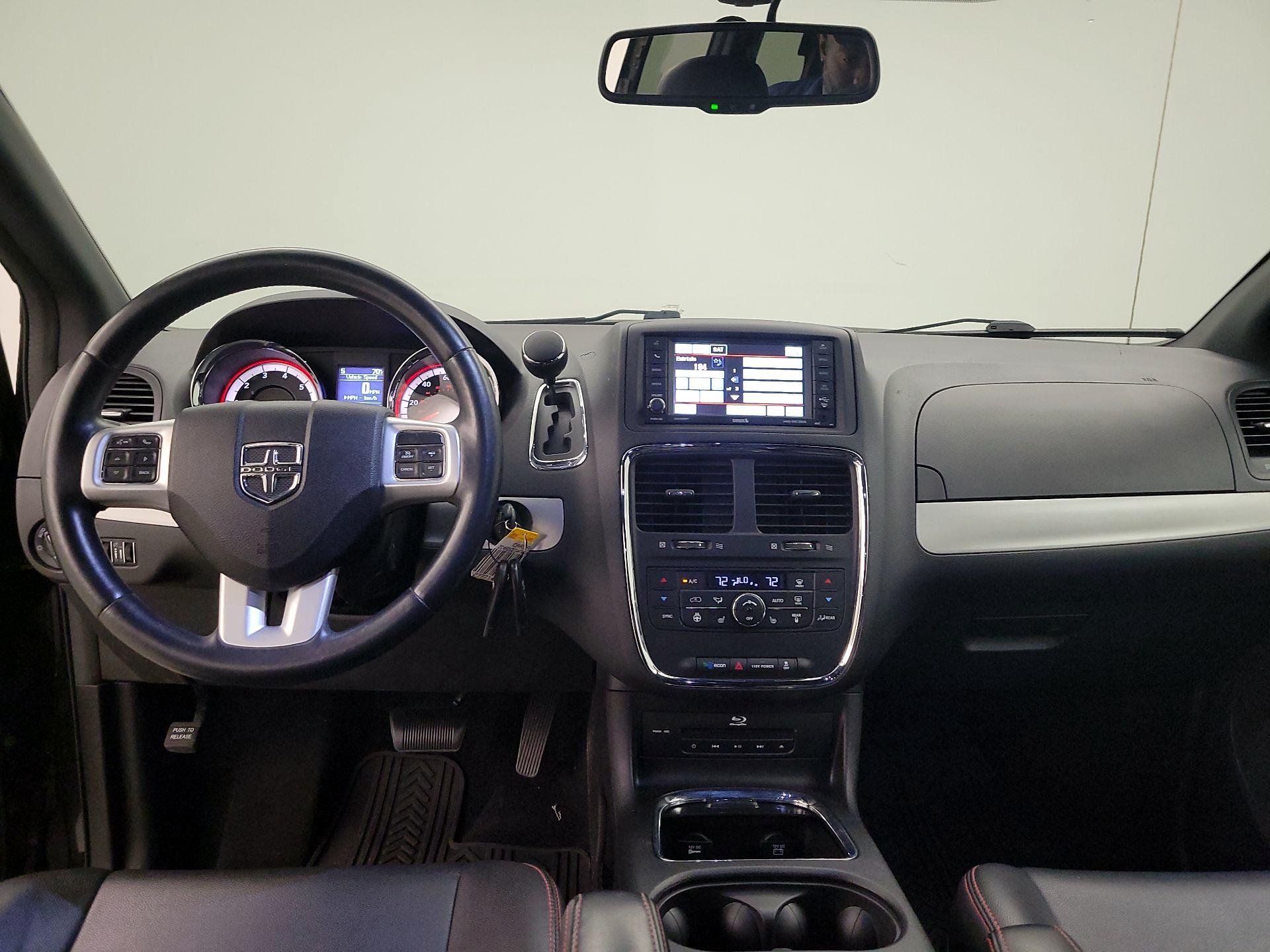 Thumbnail: 2015 Dodge Grand Caravan - 8