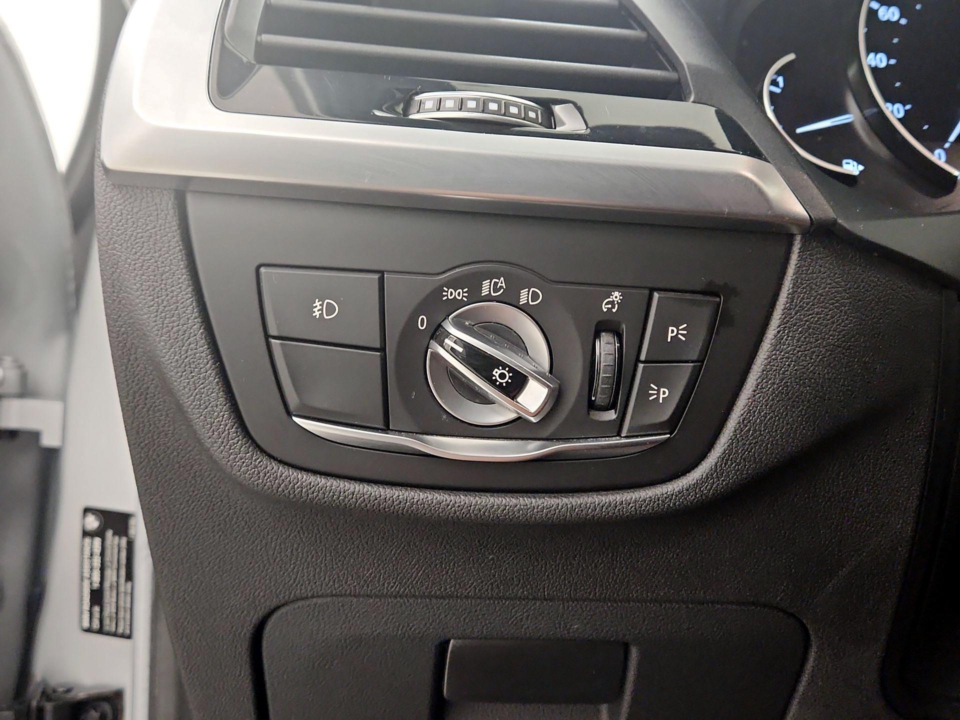 Thumbnail: 2019 BMW X3 - 13