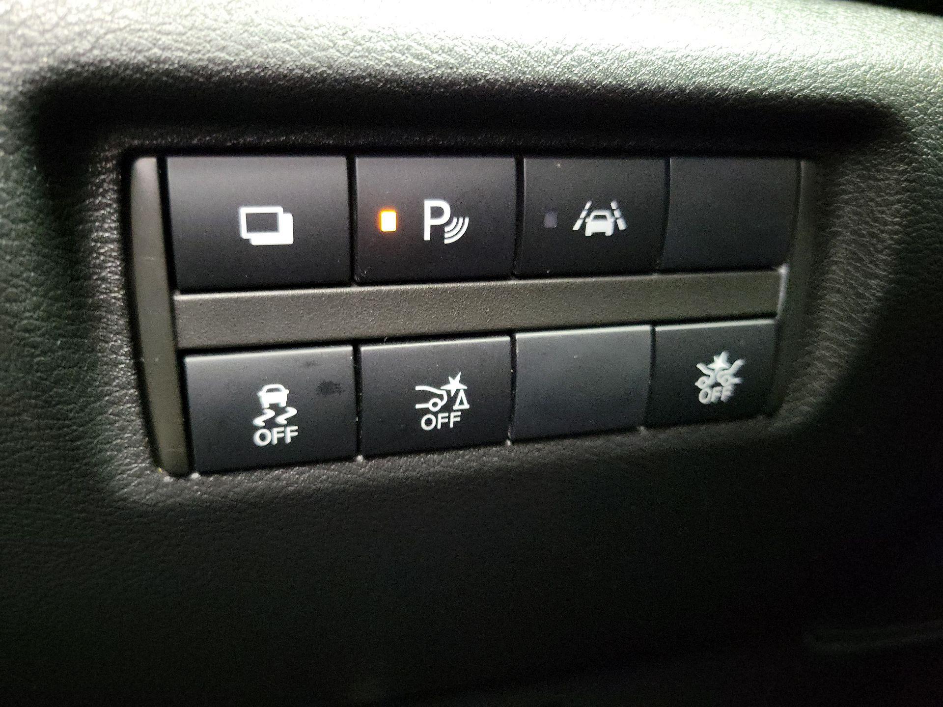 Thumbnail: 2020 Nissan Versa - 13
