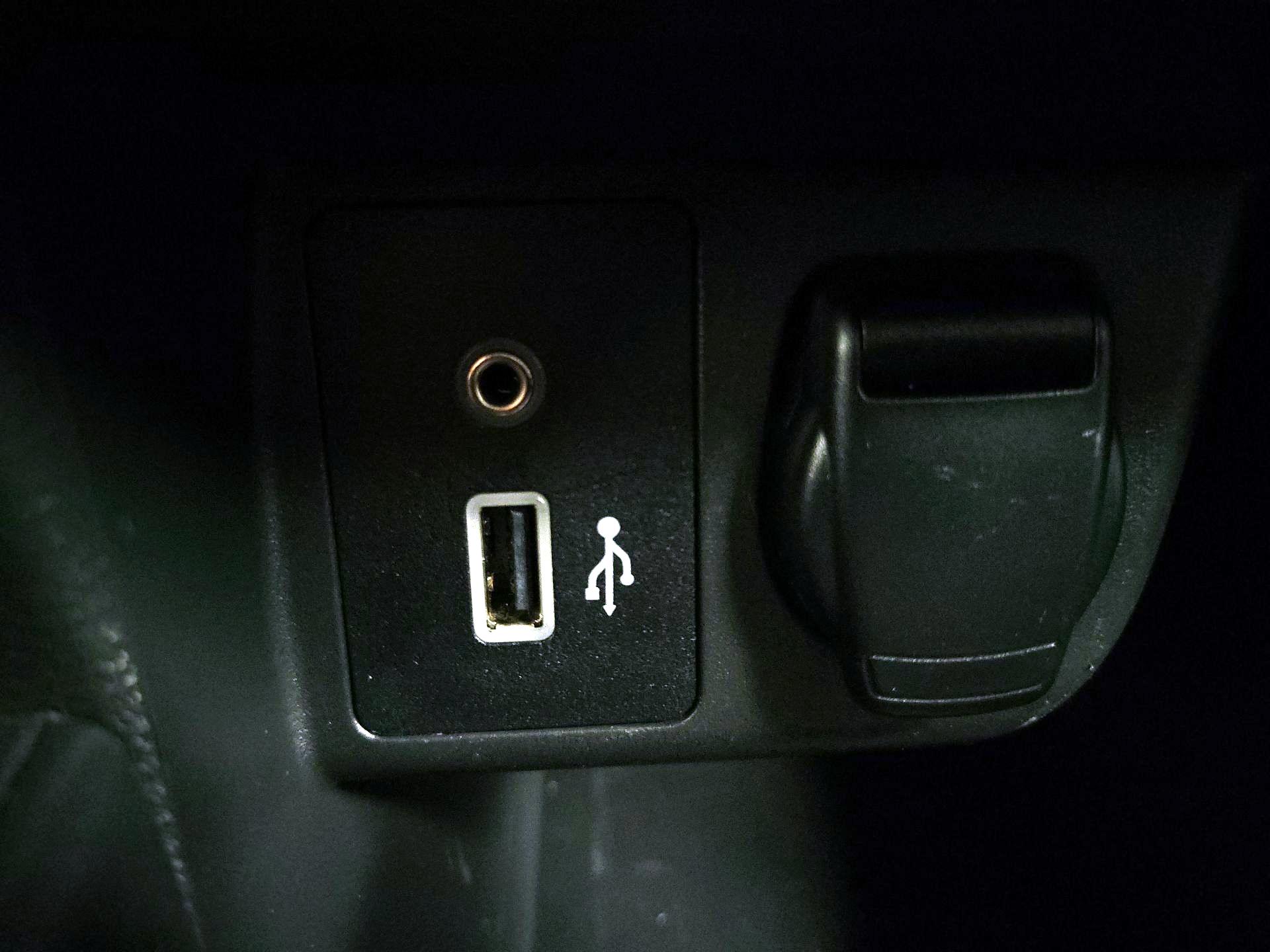 Thumbnail: 2020 Nissan Versa - 18
