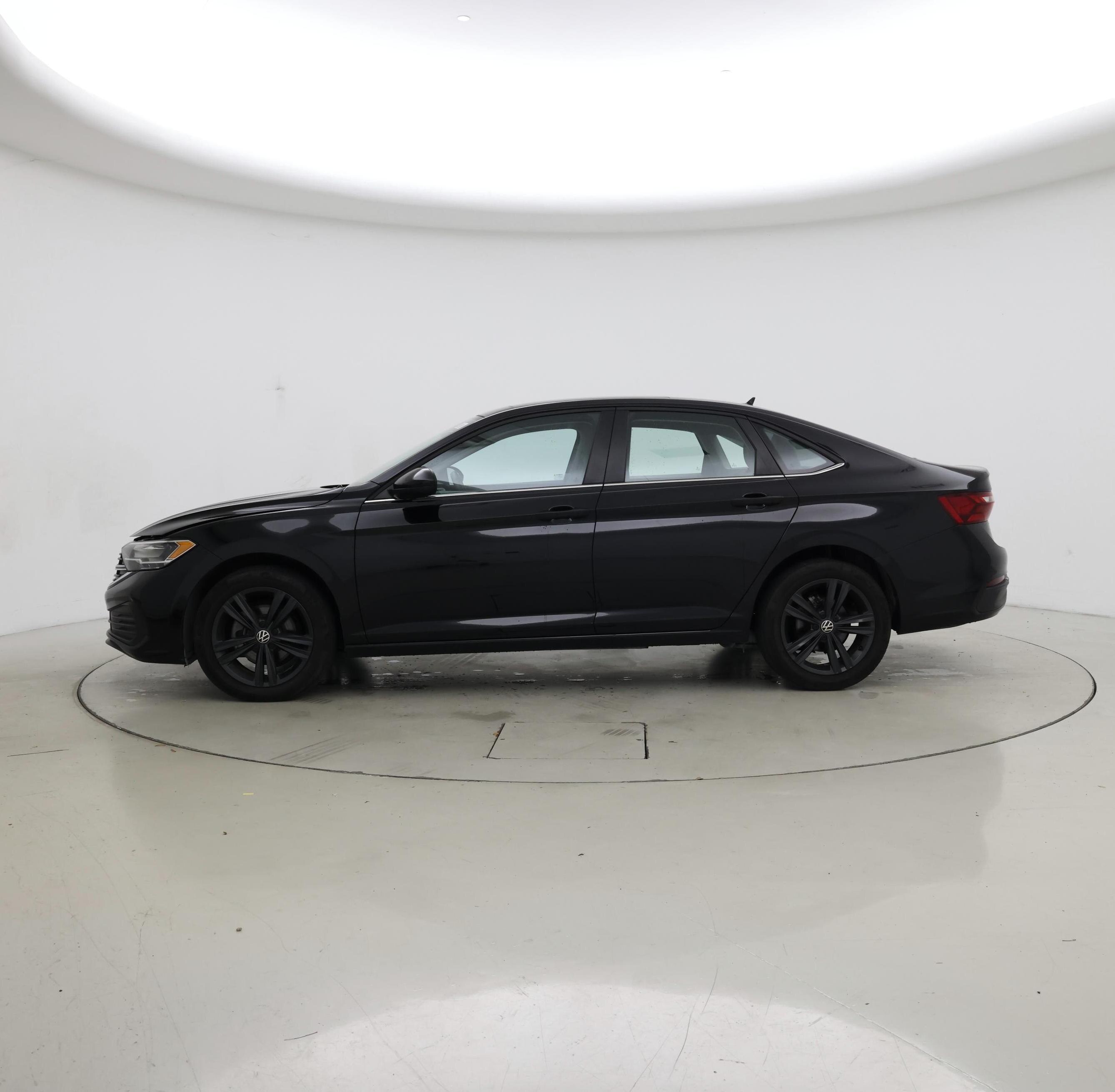 Thumbnail: 2023 Volkswagen Jetta - 3