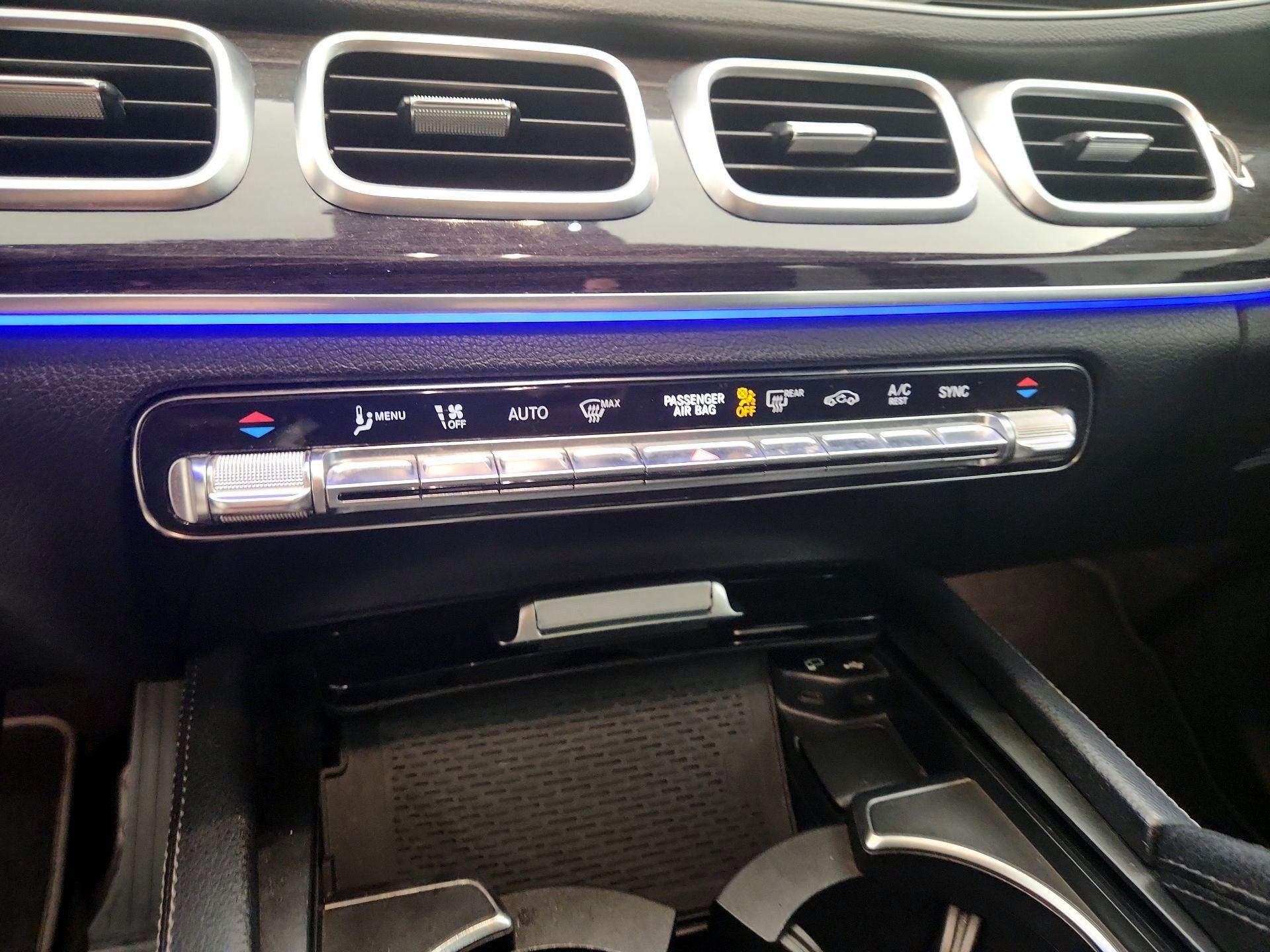 Thumbnail: 2020 Mercedes-Benz GLE - 17
