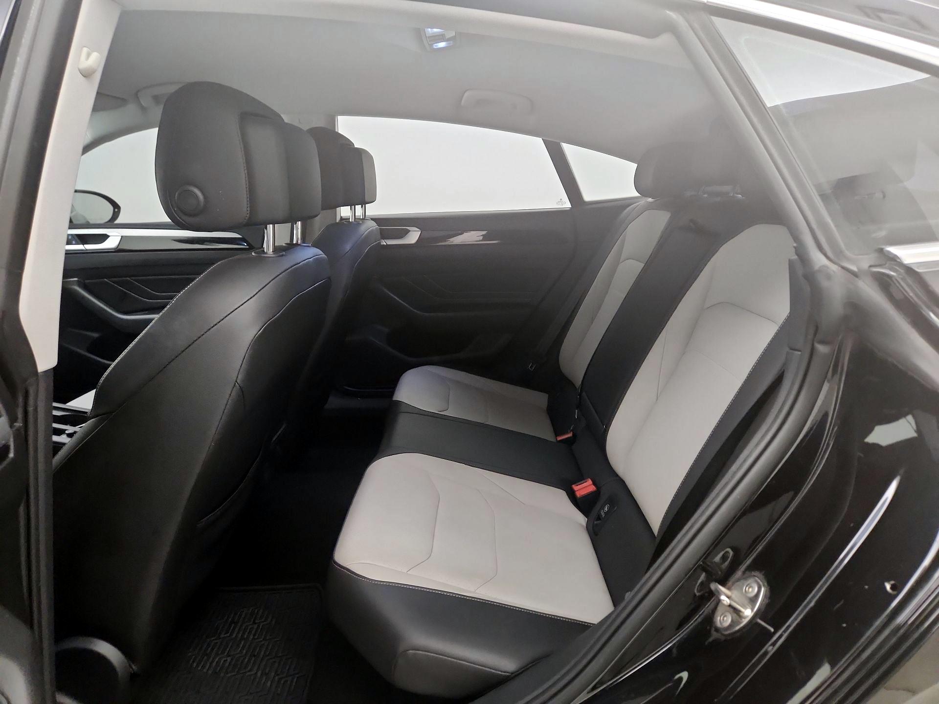 Thumbnail: 2021 Volkswagen Arteon - 19