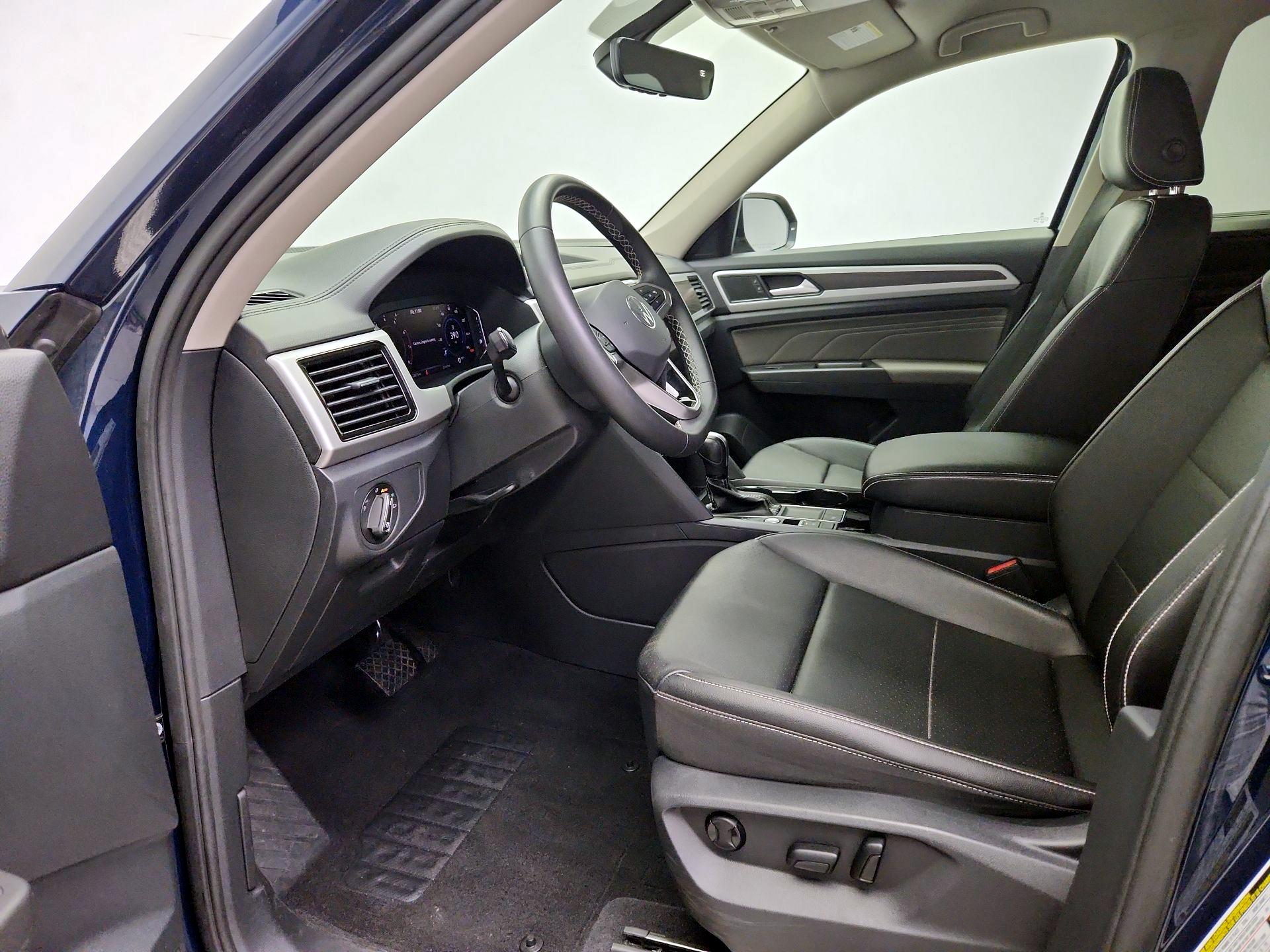 Thumbnail: 2023 Volkswagen Atlas - 11