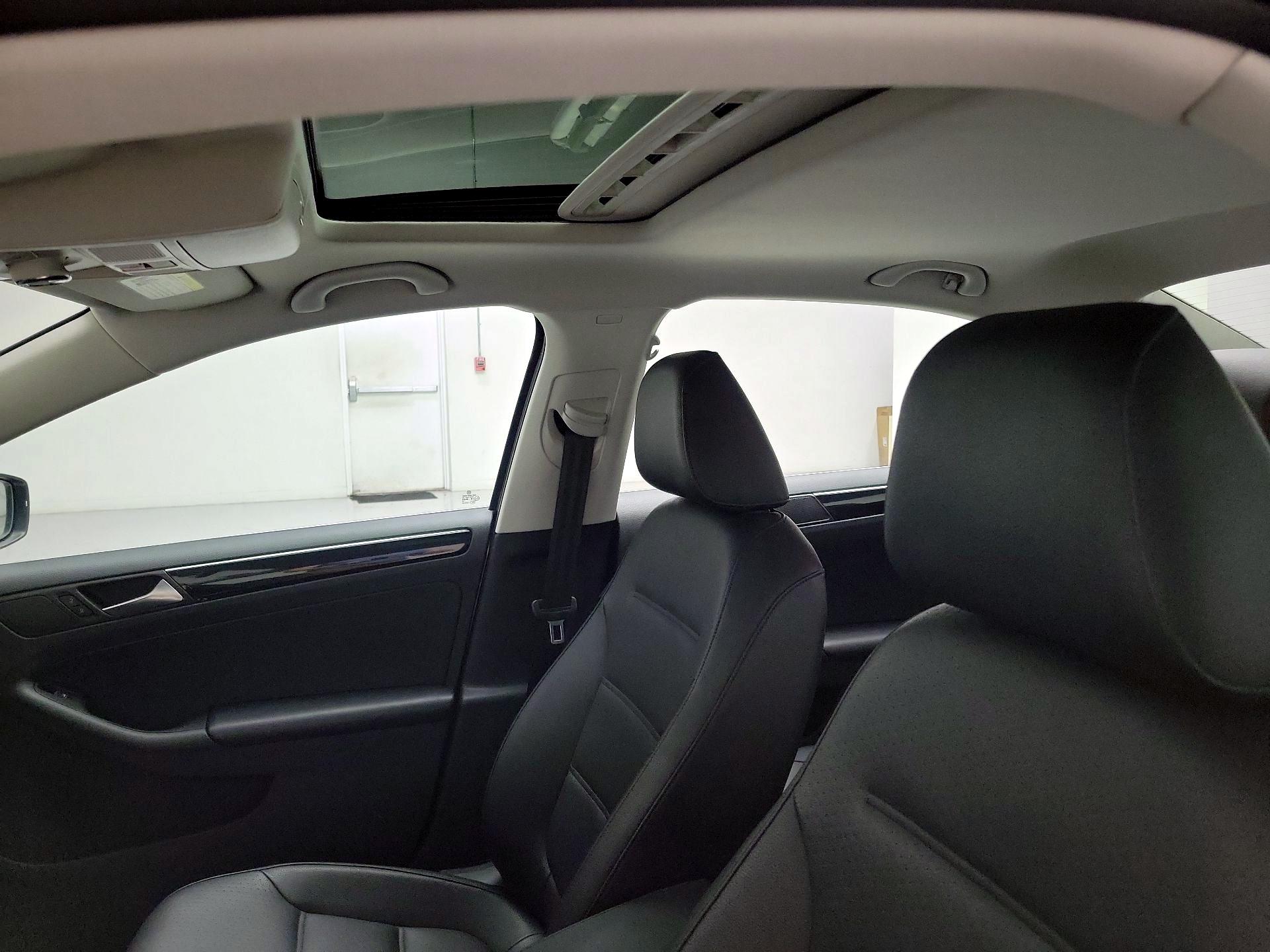 Thumbnail: 2016 Volkswagen Jetta - 20
