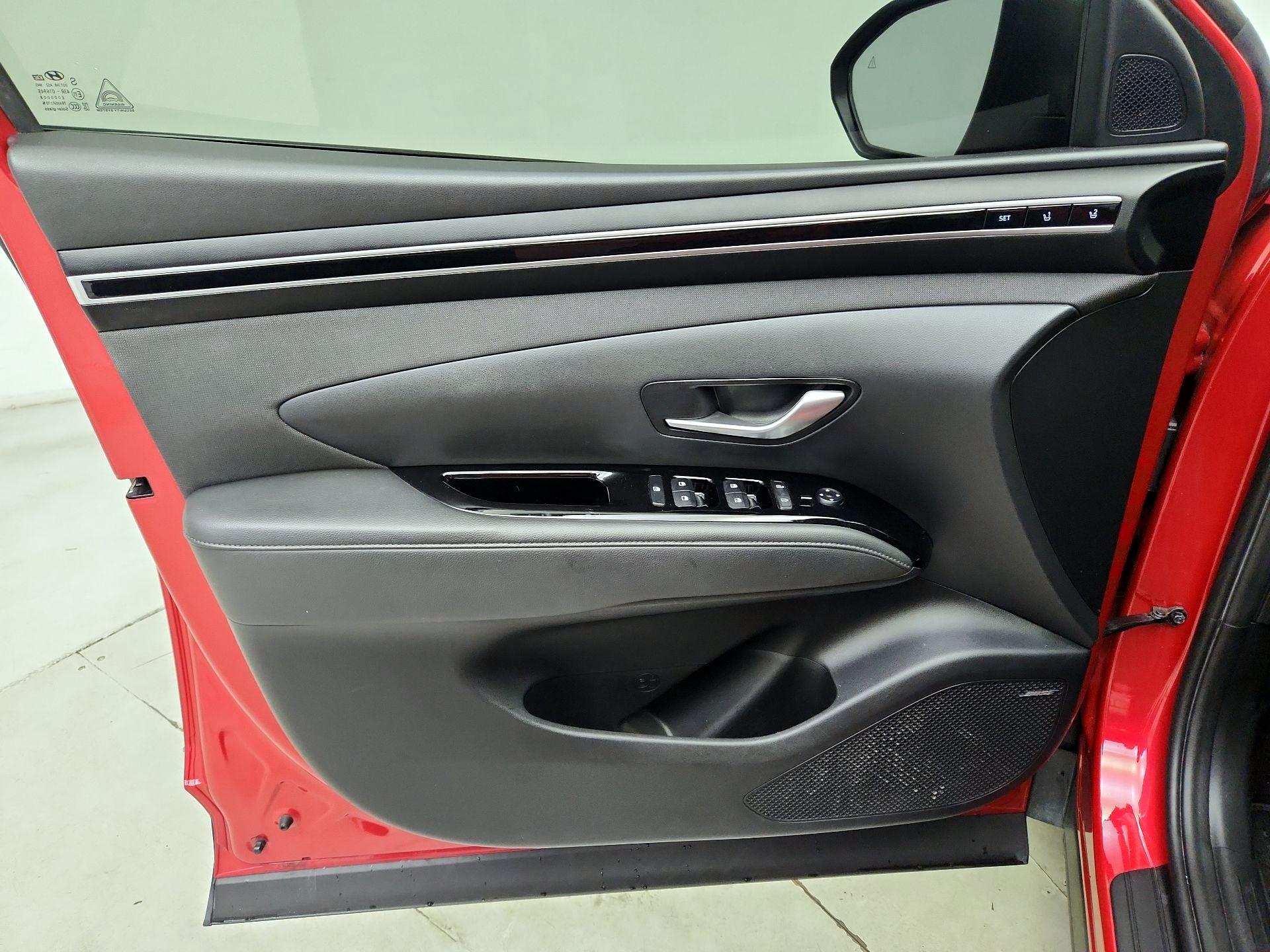 Thumbnail: 2022 Hyundai Tucson - 12