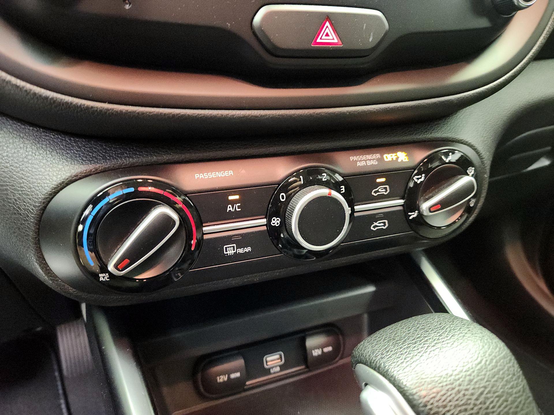 Thumbnail: 2021 Kia Soul - 16