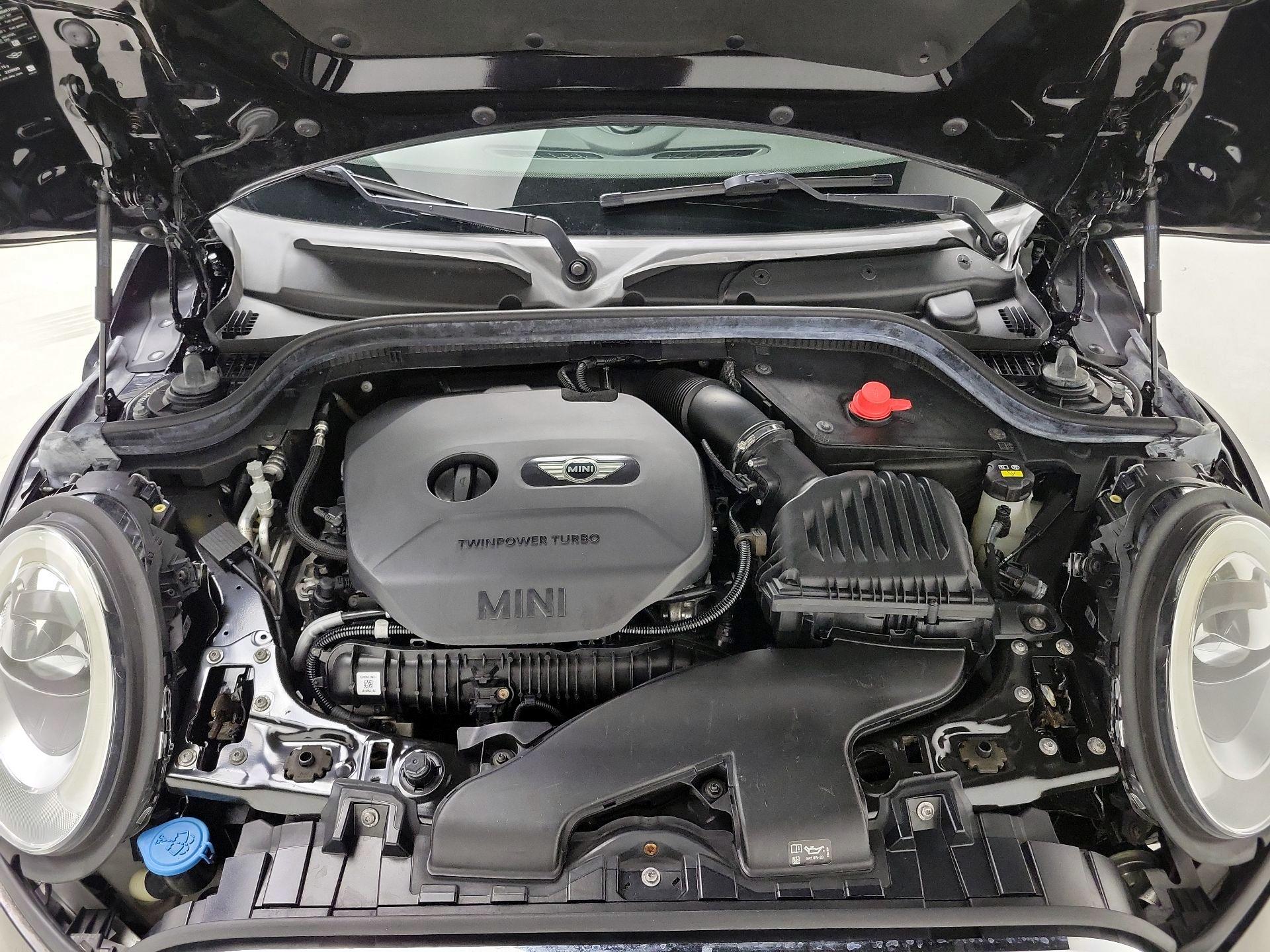 Thumbnail: 2017 MINI Cooper - 20
