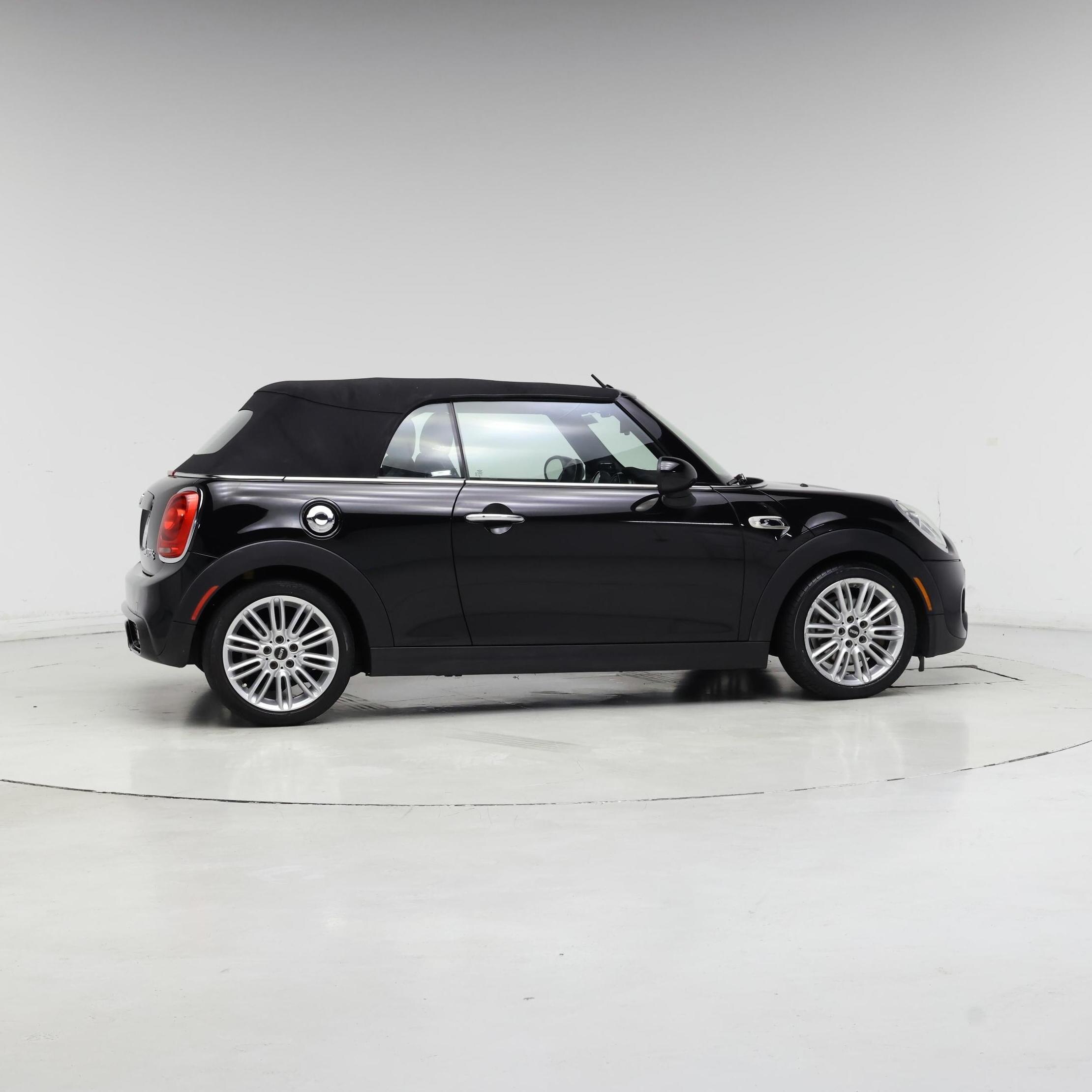 Thumbnail: 2017 MINI Cooper - 7