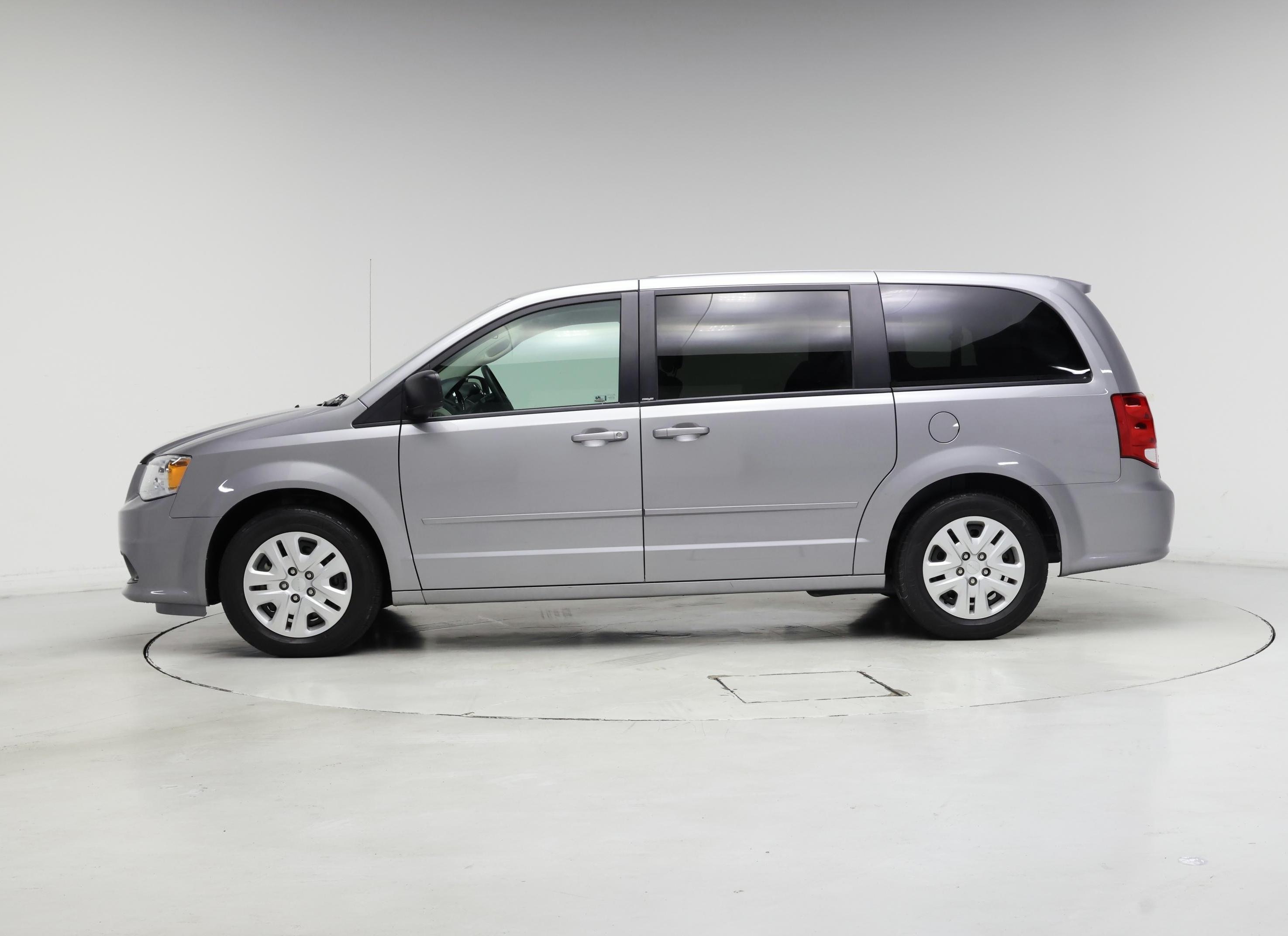 Thumbnail: 2014 Dodge Grand Caravan - 3
