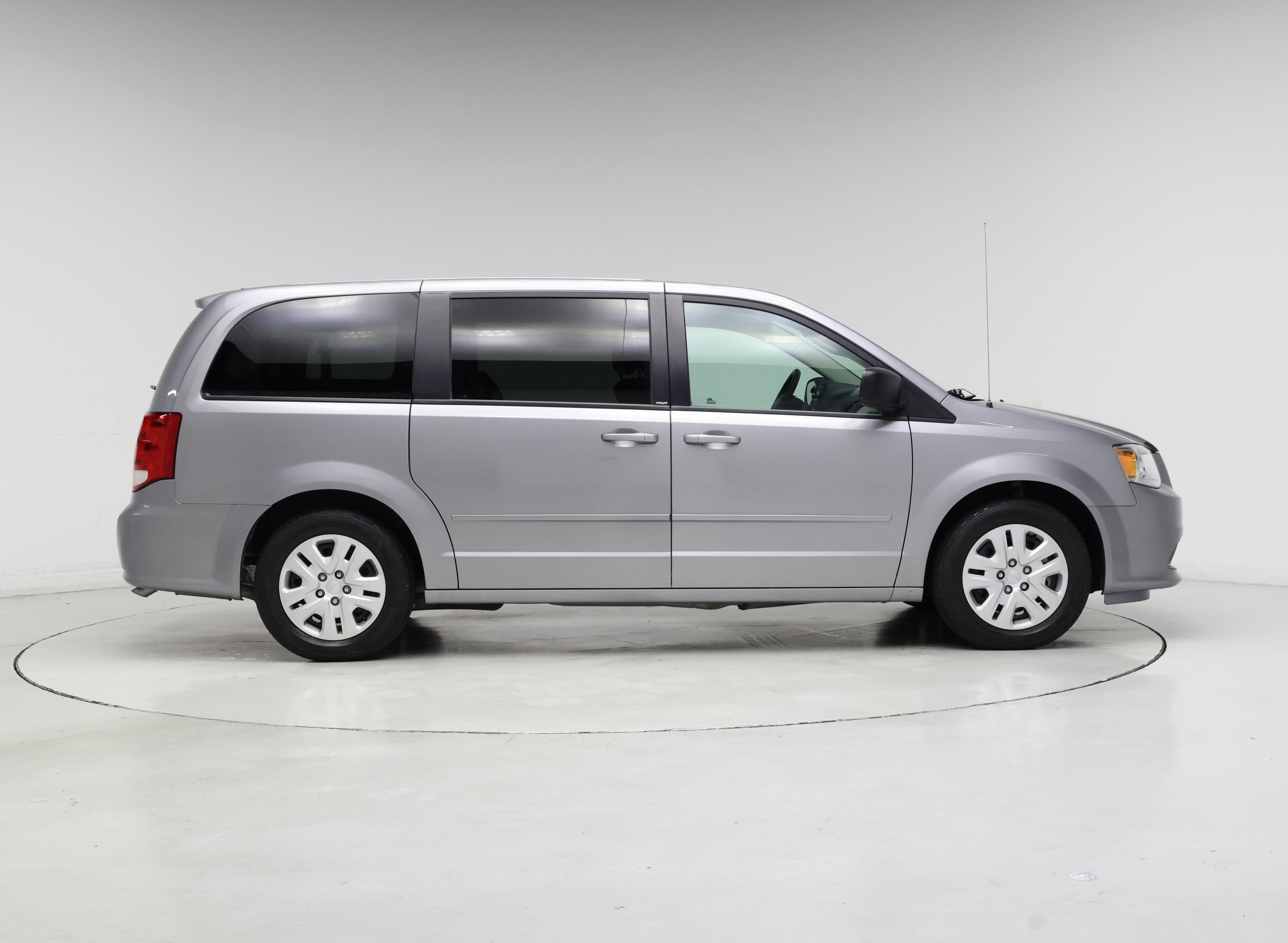 Thumbnail: 2014 Dodge Grand Caravan - 7