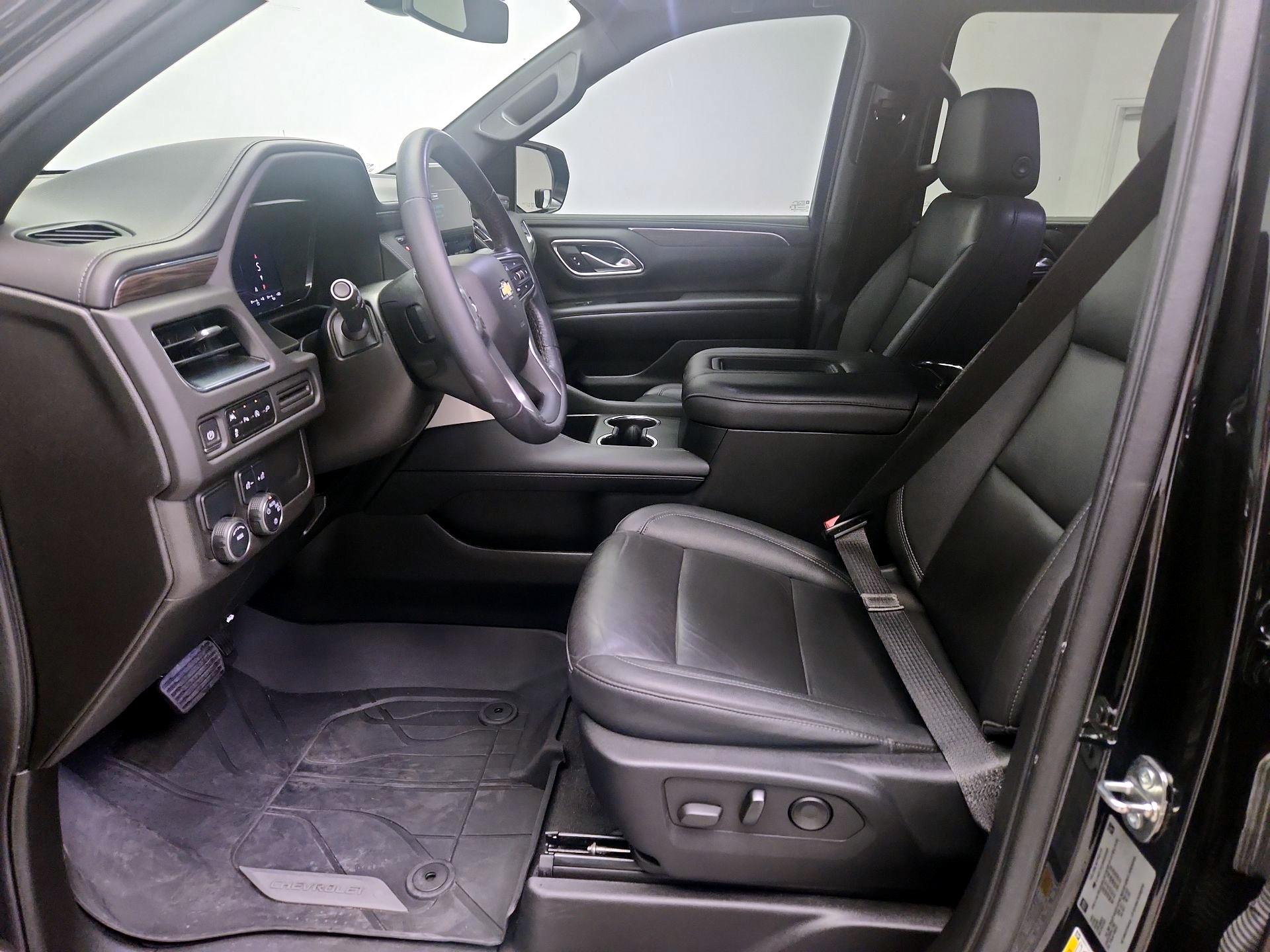 Thumbnail: 2022 Chevrolet Suburban - 11