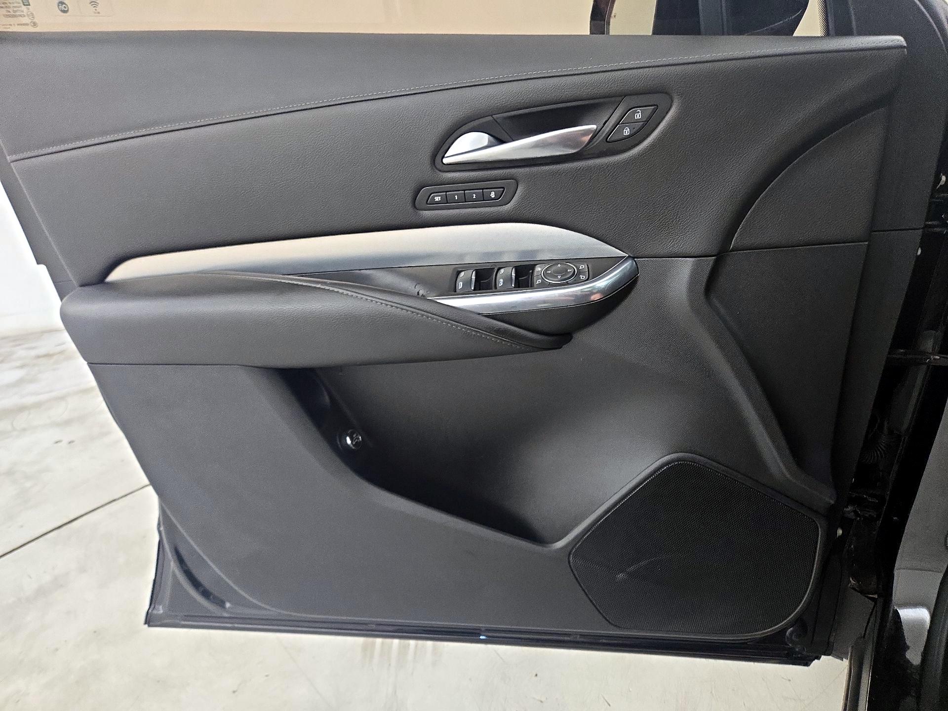 Thumbnail: 2019 Cadillac XT4 - 12