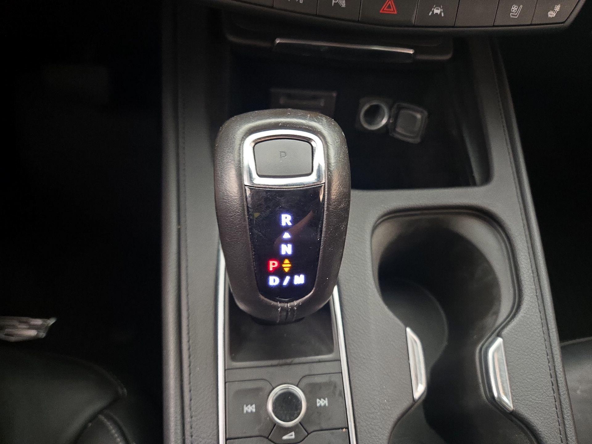 Thumbnail: 2019 Cadillac XT4 - 17