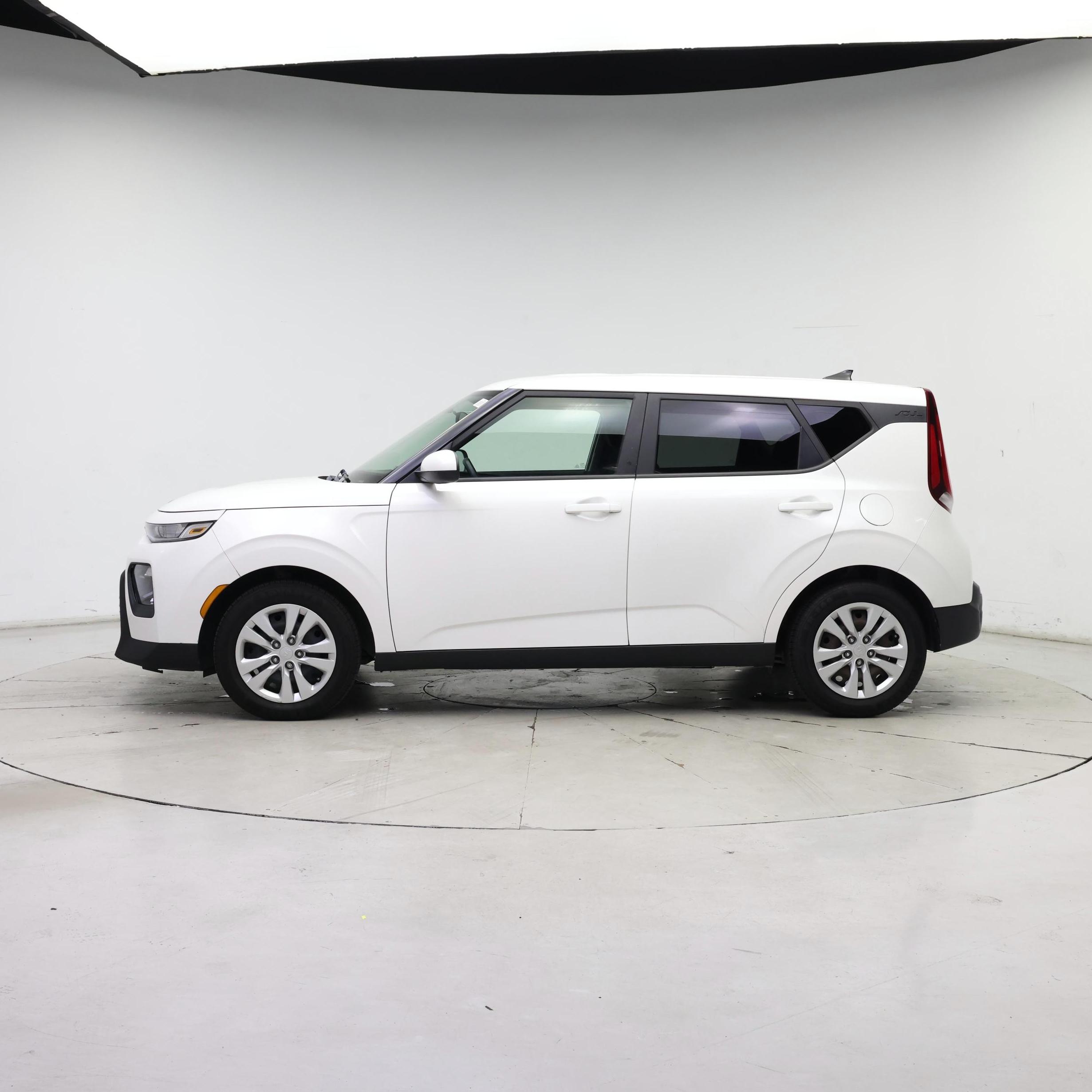 Thumbnail: 2020 Kia Soul - 3