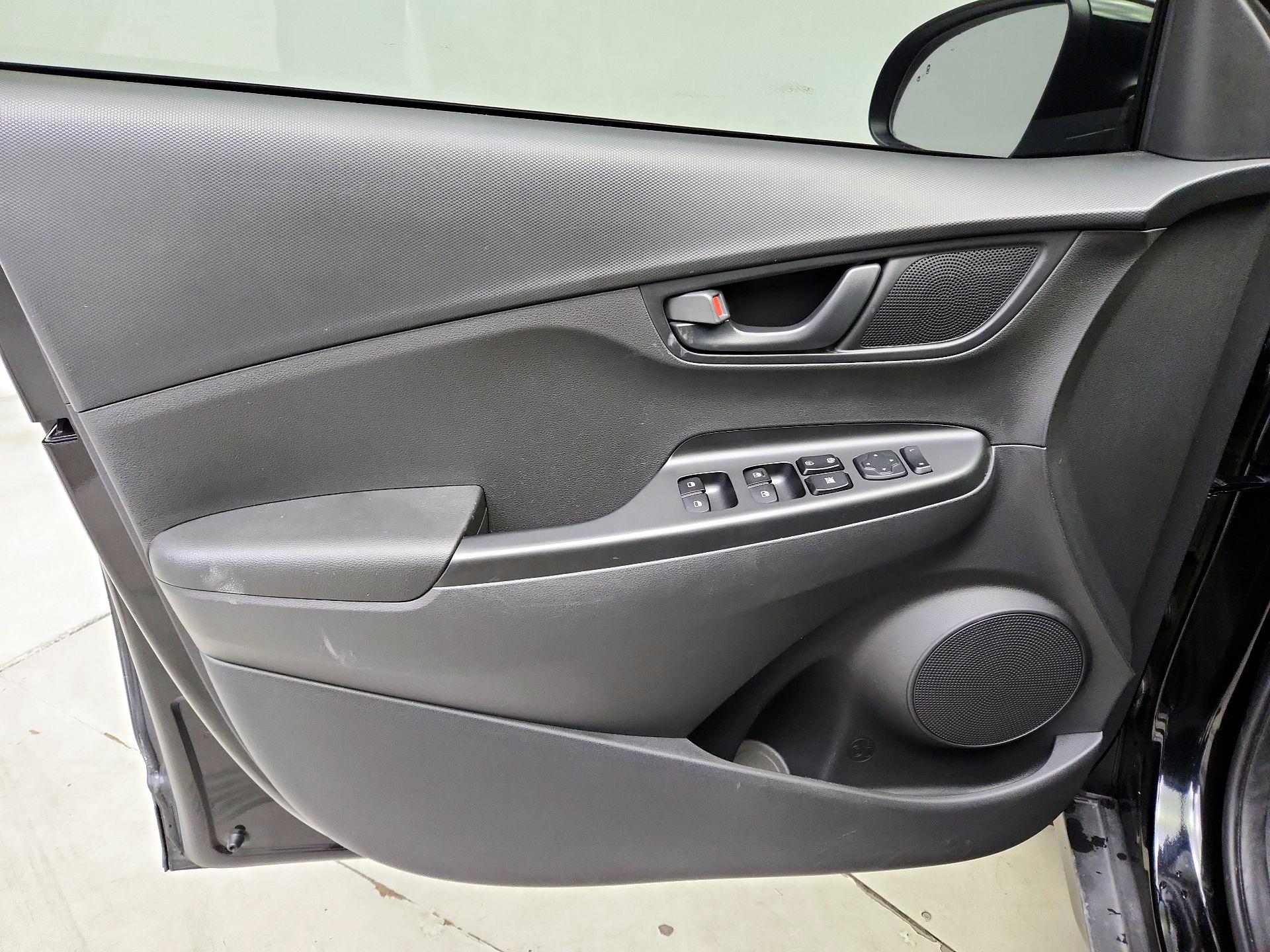 Thumbnail: 2023 Hyundai Kona - 12