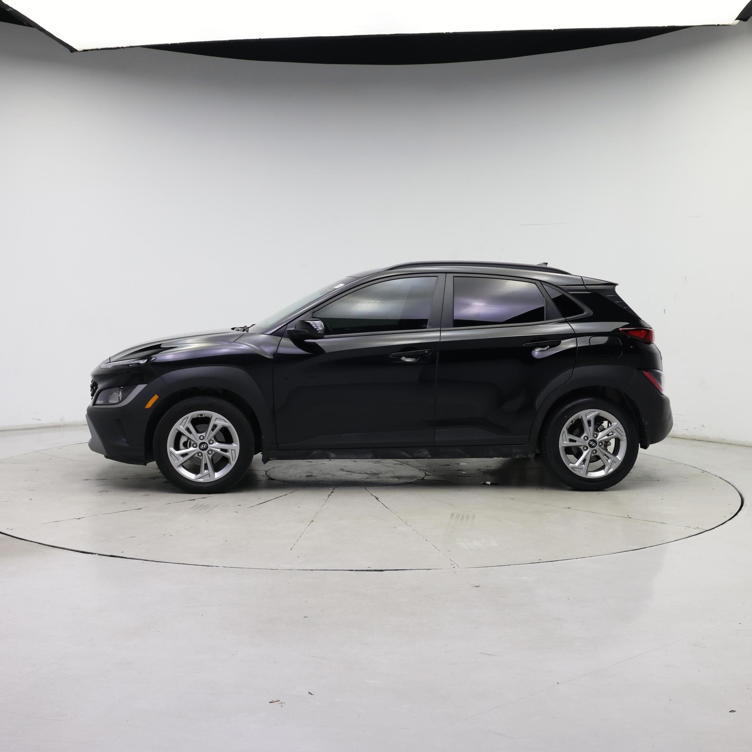 Thumbnail: 2023 Hyundai Kona - 3