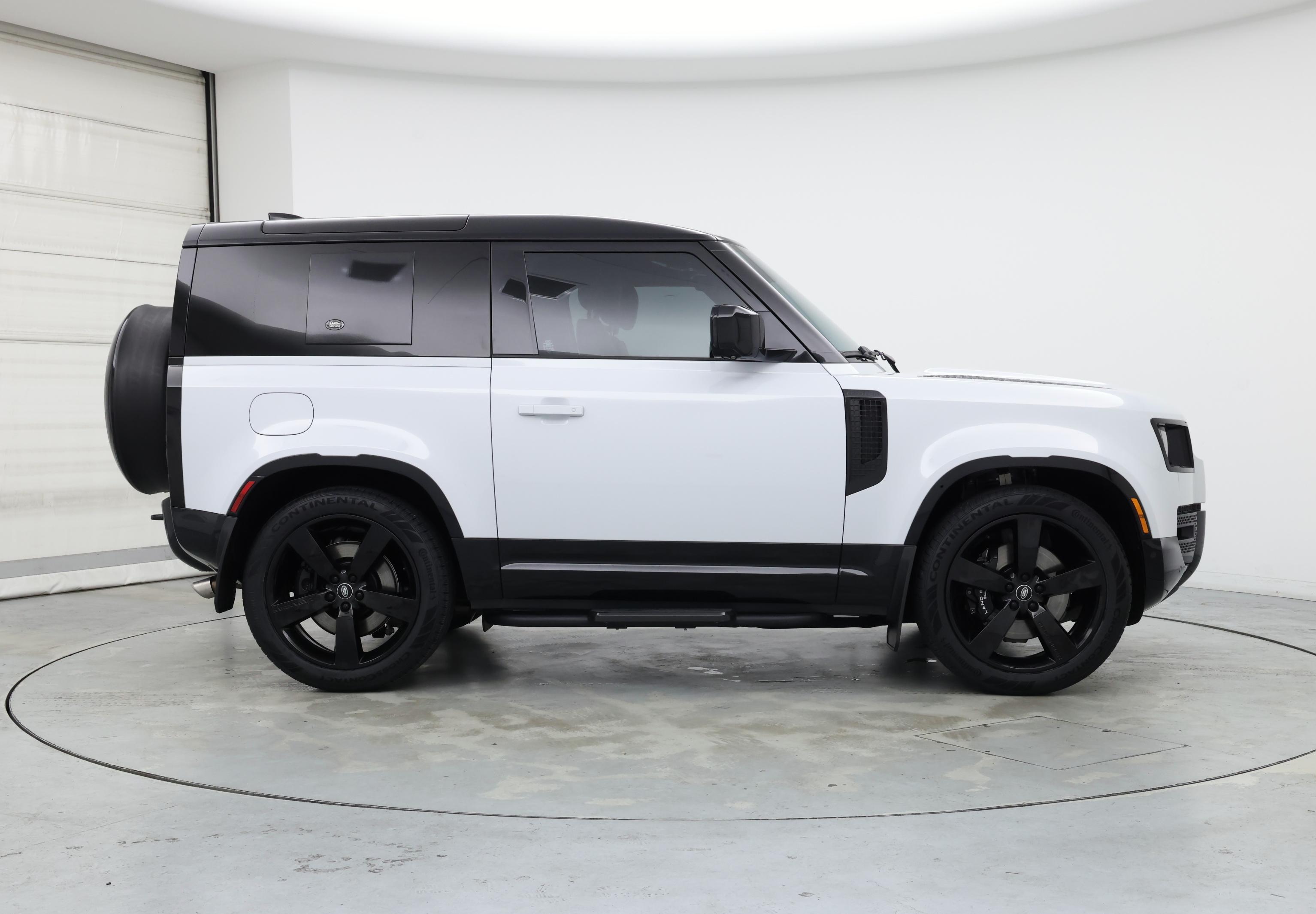 Thumbnail: 2023 Land Rover Defender - 7