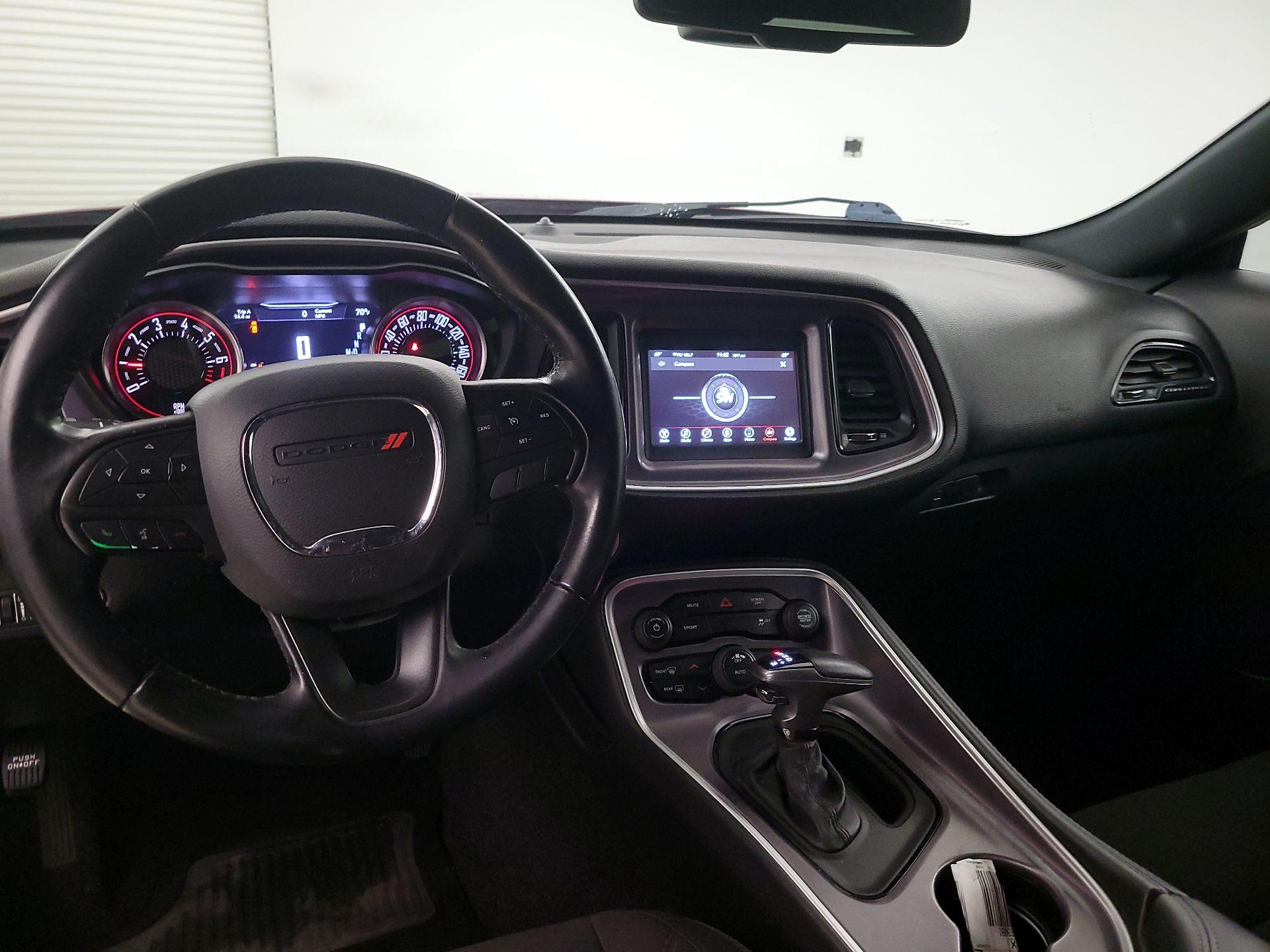 Thumbnail: 2019 Dodge Challenger - 9