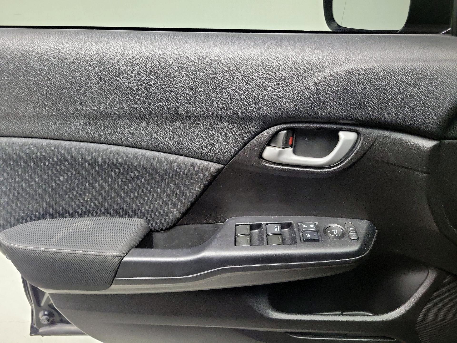 Thumbnail: 2015 Honda Civic - 12